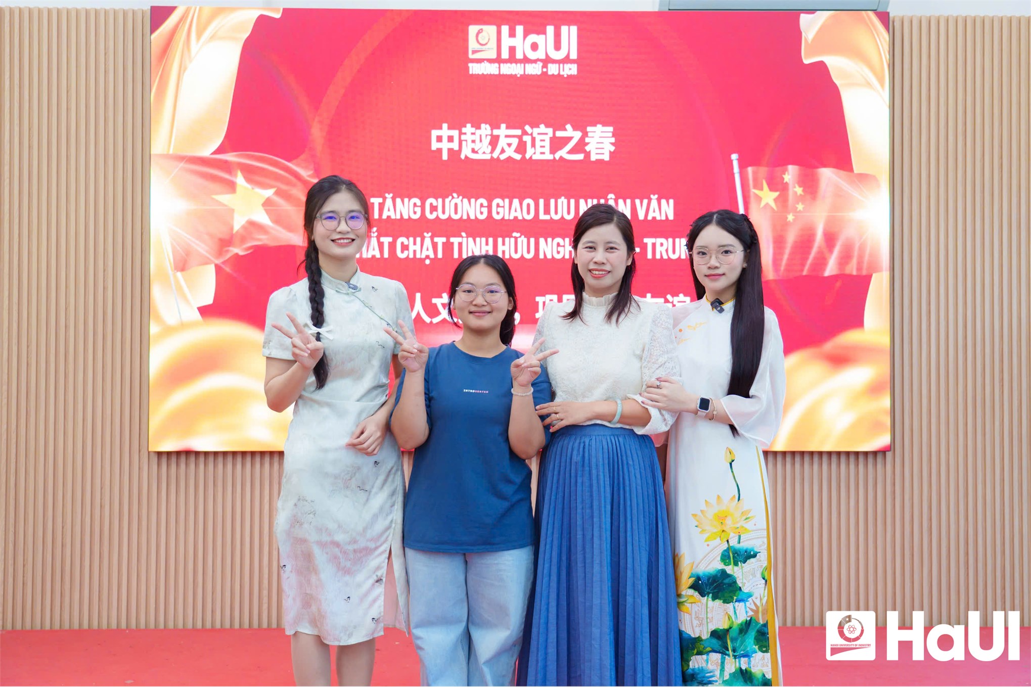 Sinh viên Khoa Ngôn ngữ Trung Quốc đạt giải Ba cuộc thi “Hùng biện tiếng Trung” toàn quốc 2025