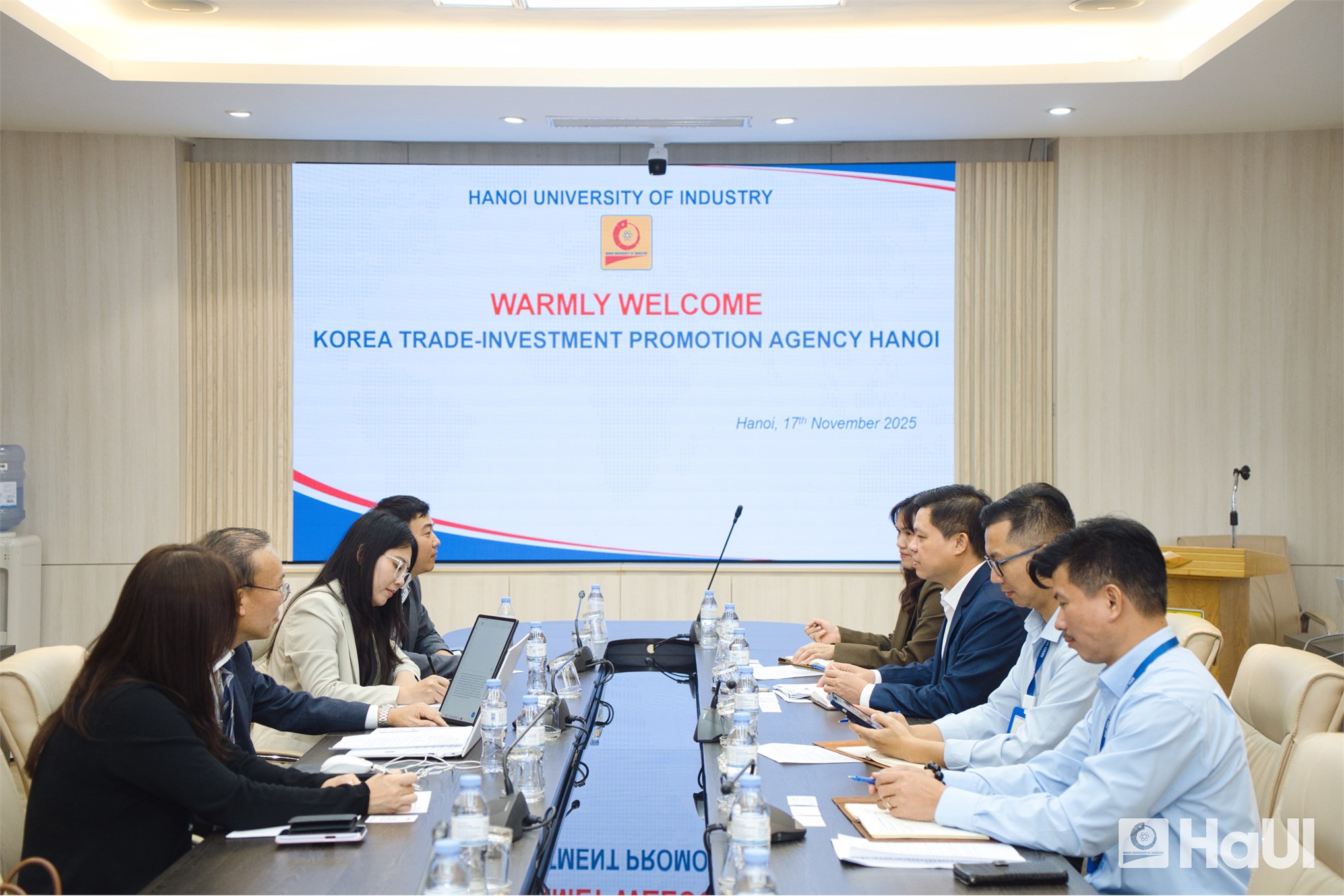 HaUI hợp tác với KOTRA và Ara Soft, Hàn Quốc thúc đẩy chuyển đổi số trong giáo dục