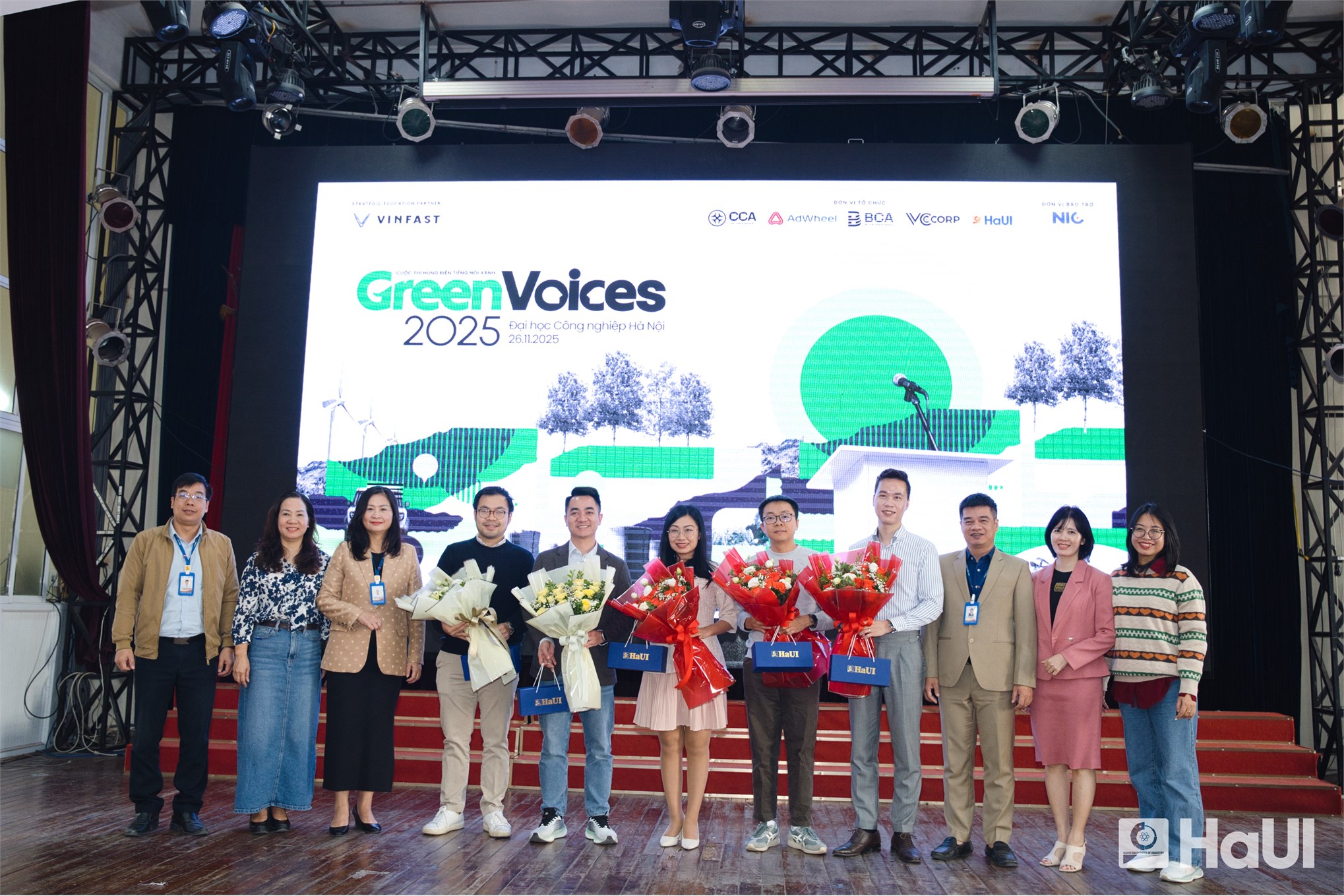 `Tiếng nói Xanh” của sinh viên HaUI hướng tới hành trình Việt Nam xanh