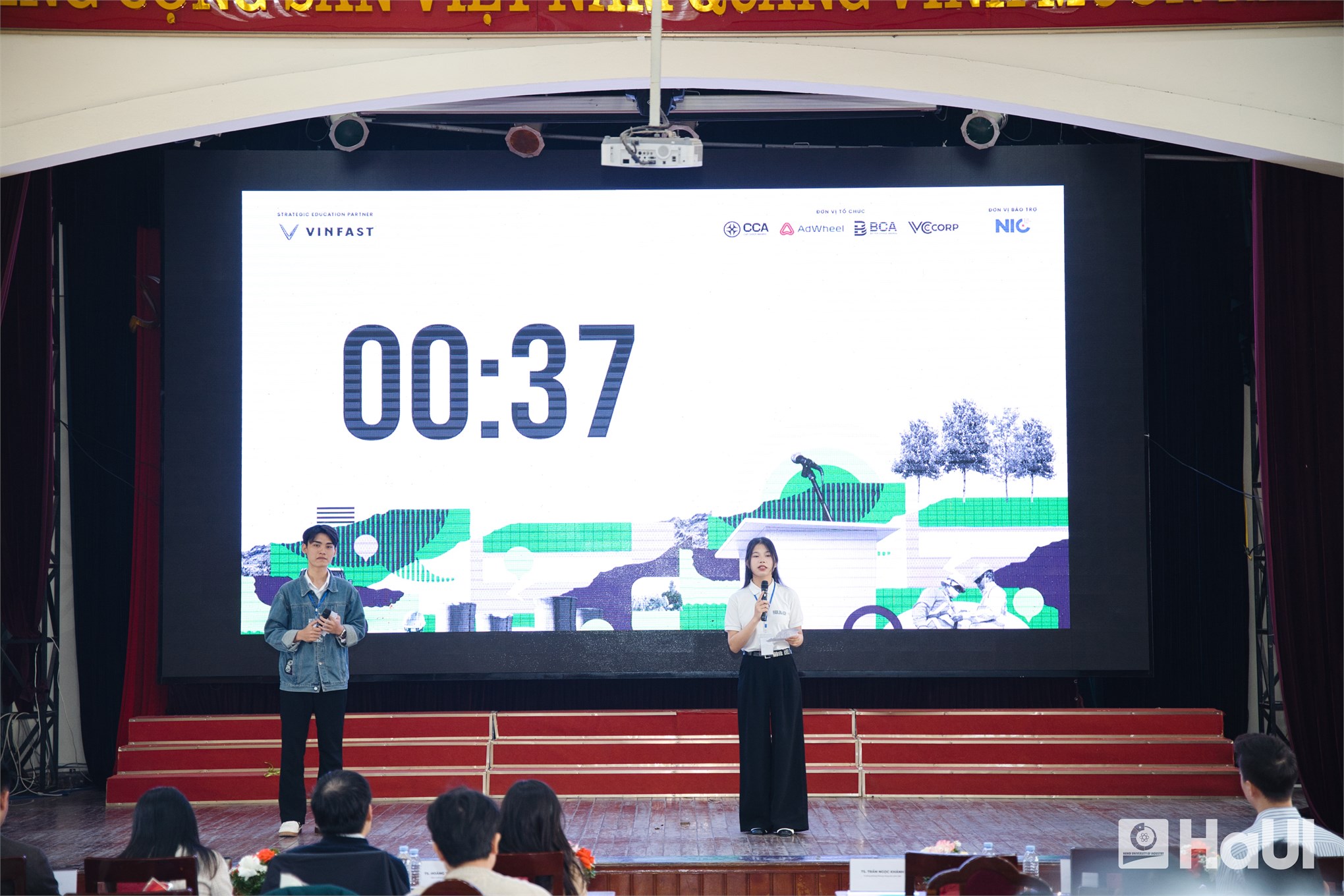 `Tiếng nói Xanh” của sinh viên HaUI hướng tới hành trình Việt Nam xanh