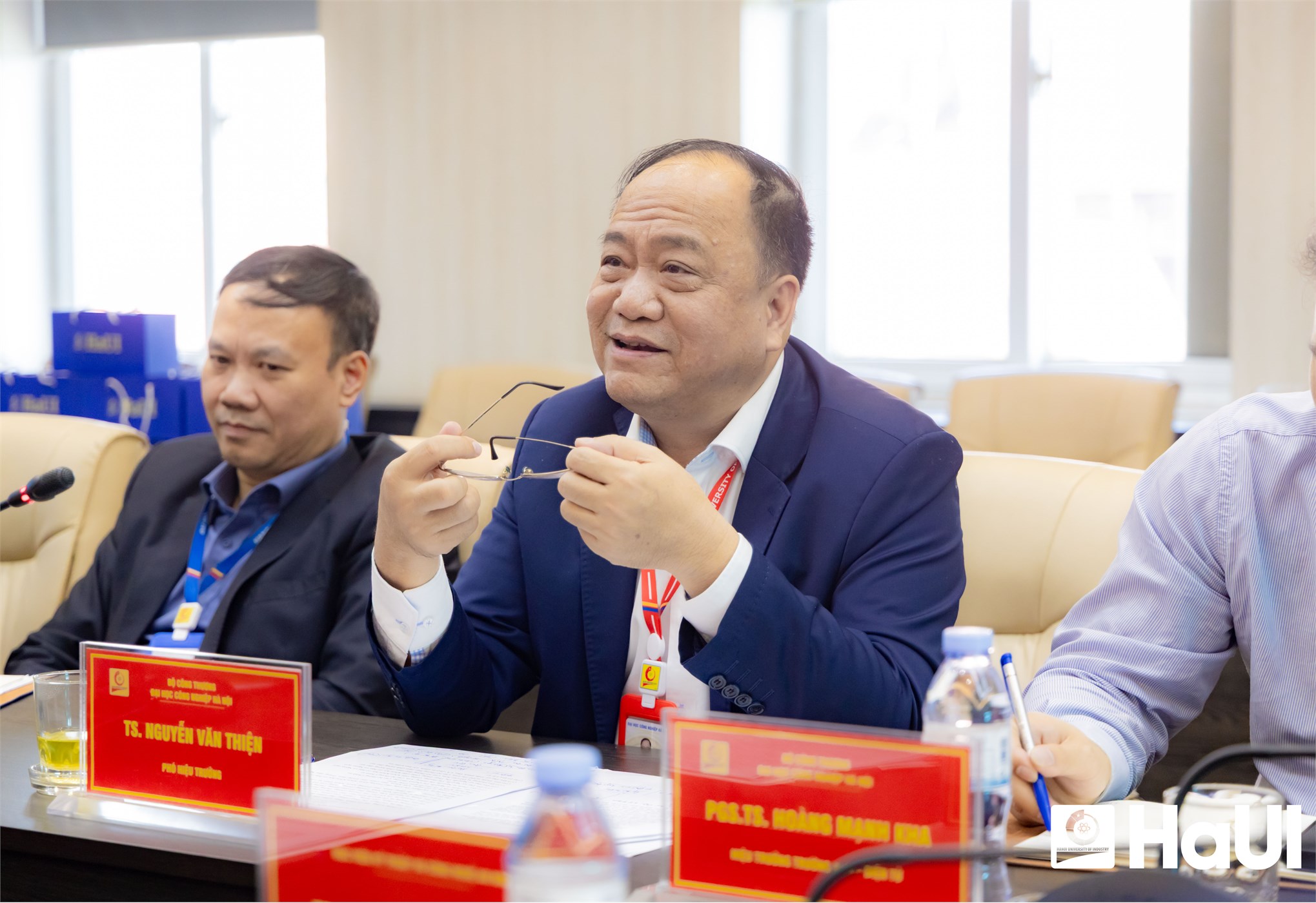 Học viện Kỹ thuật và Công nghệ An ninh thăm và làm việc tại Đại học Công nghiệp Hà Nội