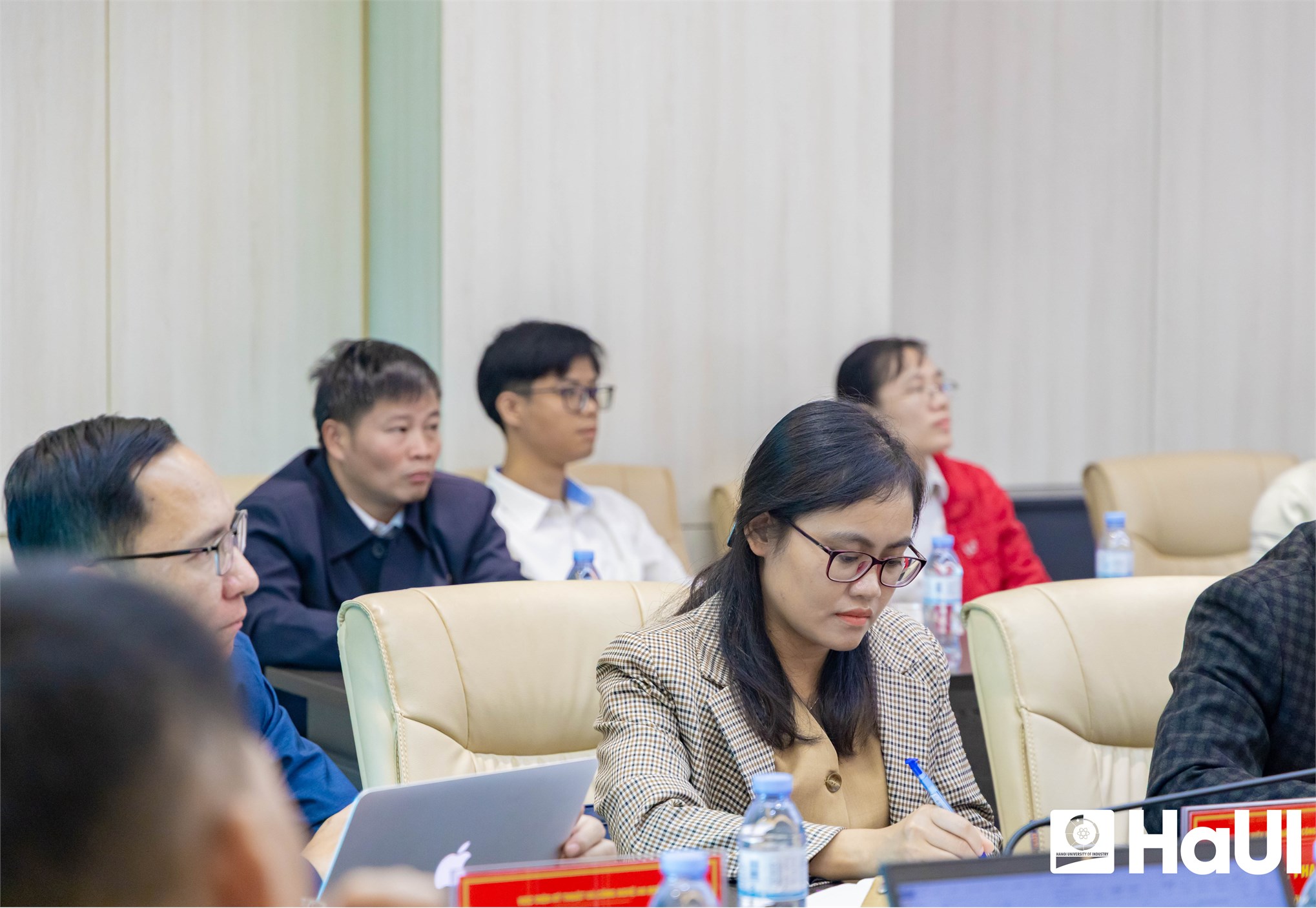 Học viện Kỹ thuật và Công nghệ An ninh thăm và làm việc tại Đại học Công nghiệp Hà Nội