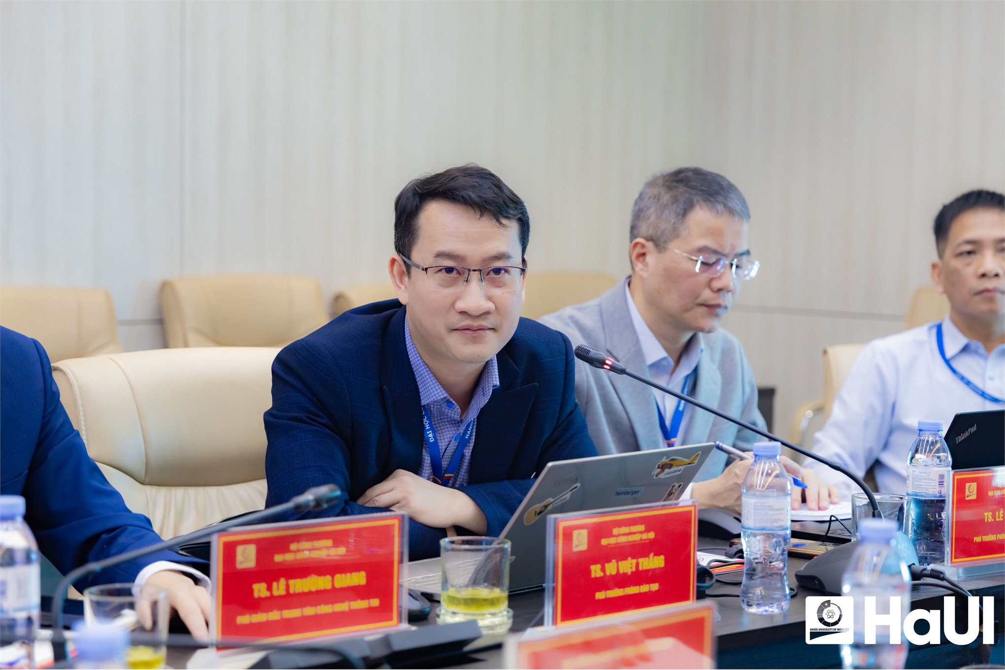 Học viện Kỹ thuật và Công nghệ An ninh thăm và làm việc tại Đại học Công nghiệp Hà Nội