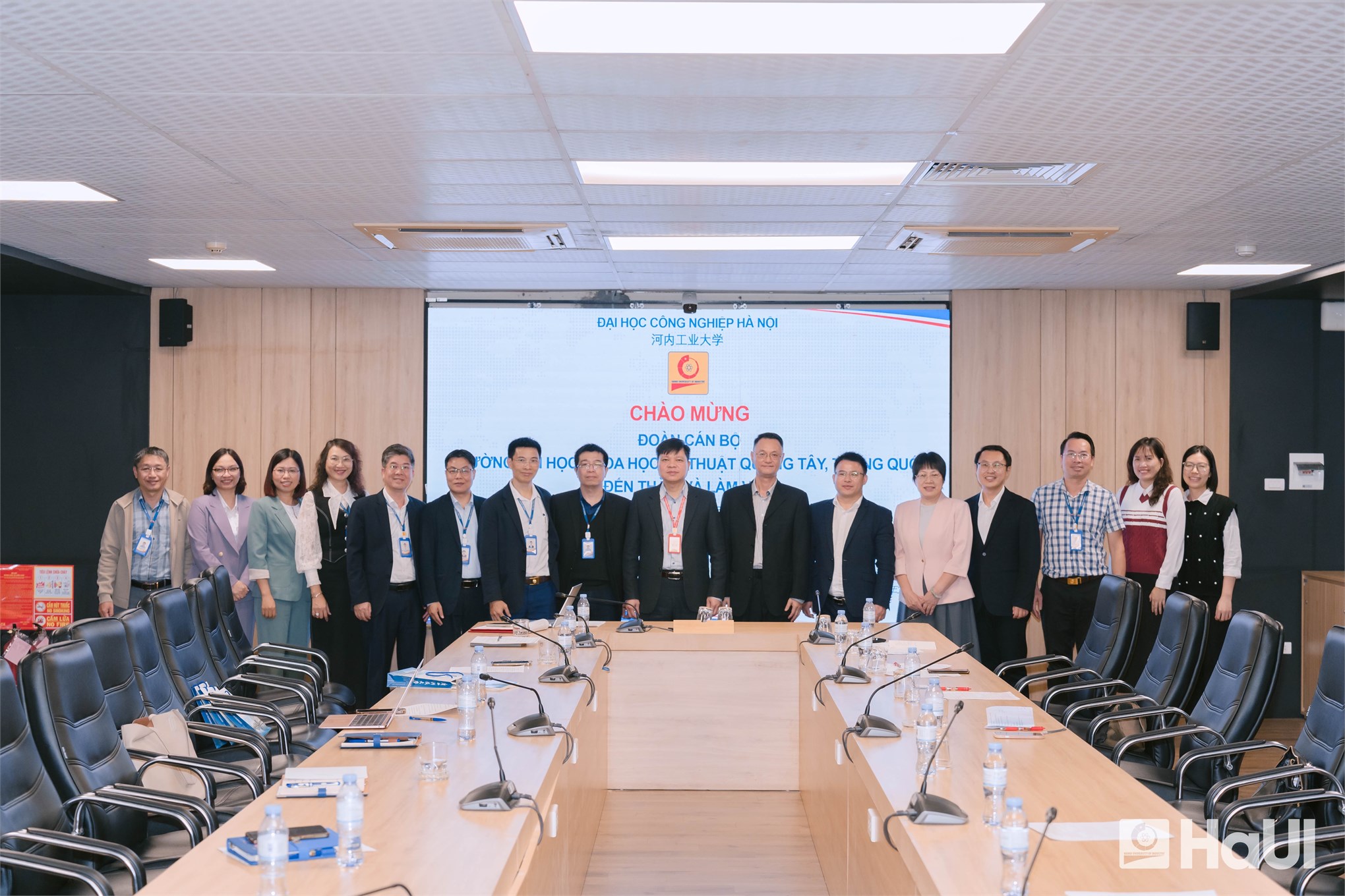 Đại học Công nghiệp Hà Nội và Trường ĐH Khoa học Kỹ thuật Quảng Tây (Trung Quốc) thúc đẩy đào tạo song bằng, nghiên cứu chung, kết nối doanh nghiệp