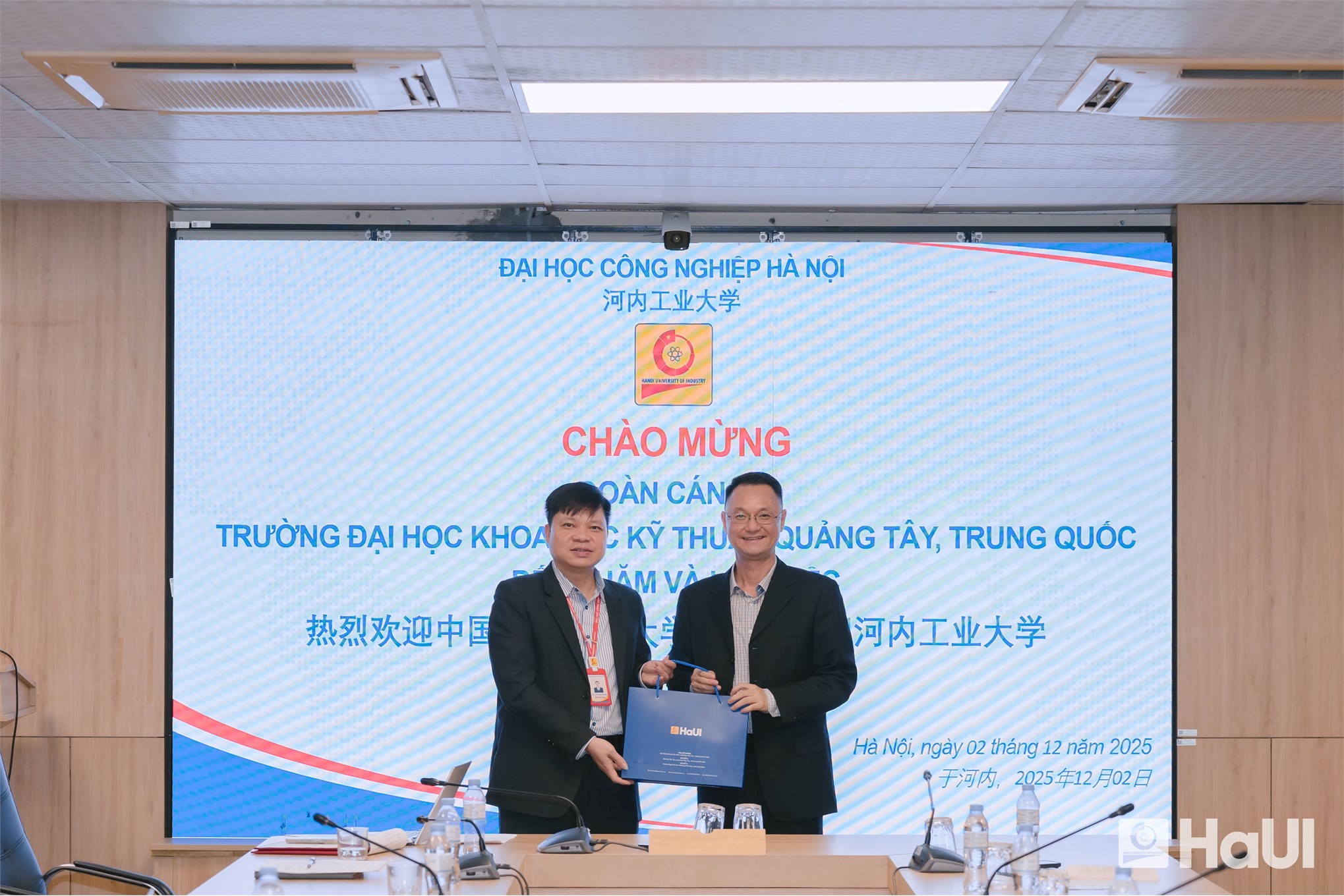 Đại học Công nghiệp Hà Nội và Trường ĐH Khoa học Kỹ thuật Quảng Tây (Trung Quốc) thúc đẩy đào tạo song bằng, nghiên cứu chung, kết nối doanh nghiệp