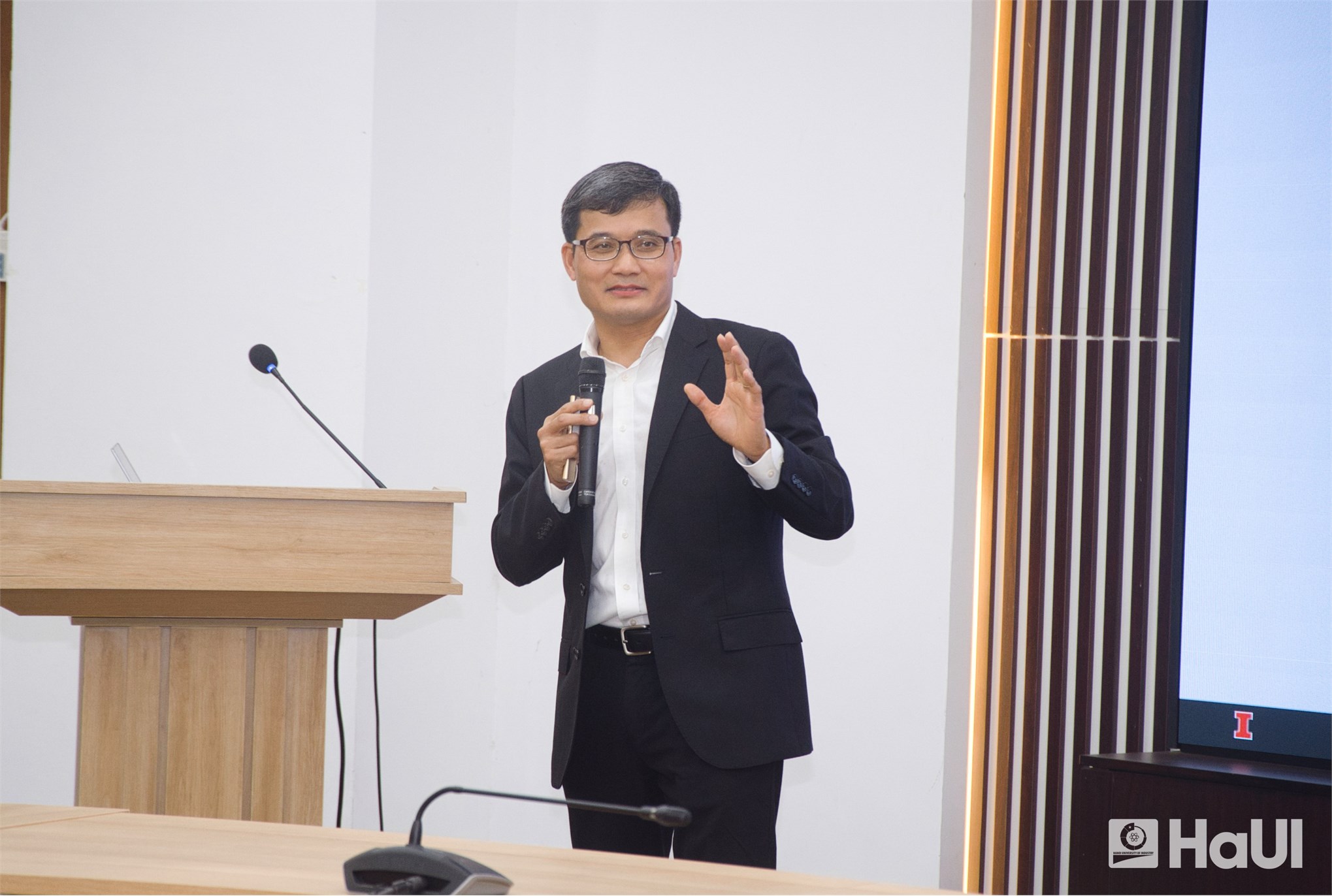 VisionAI trong kỷ nguyên 4.0: Thúc đẩy nghiên cứu khoa học và tối ưu hóa sản xuất