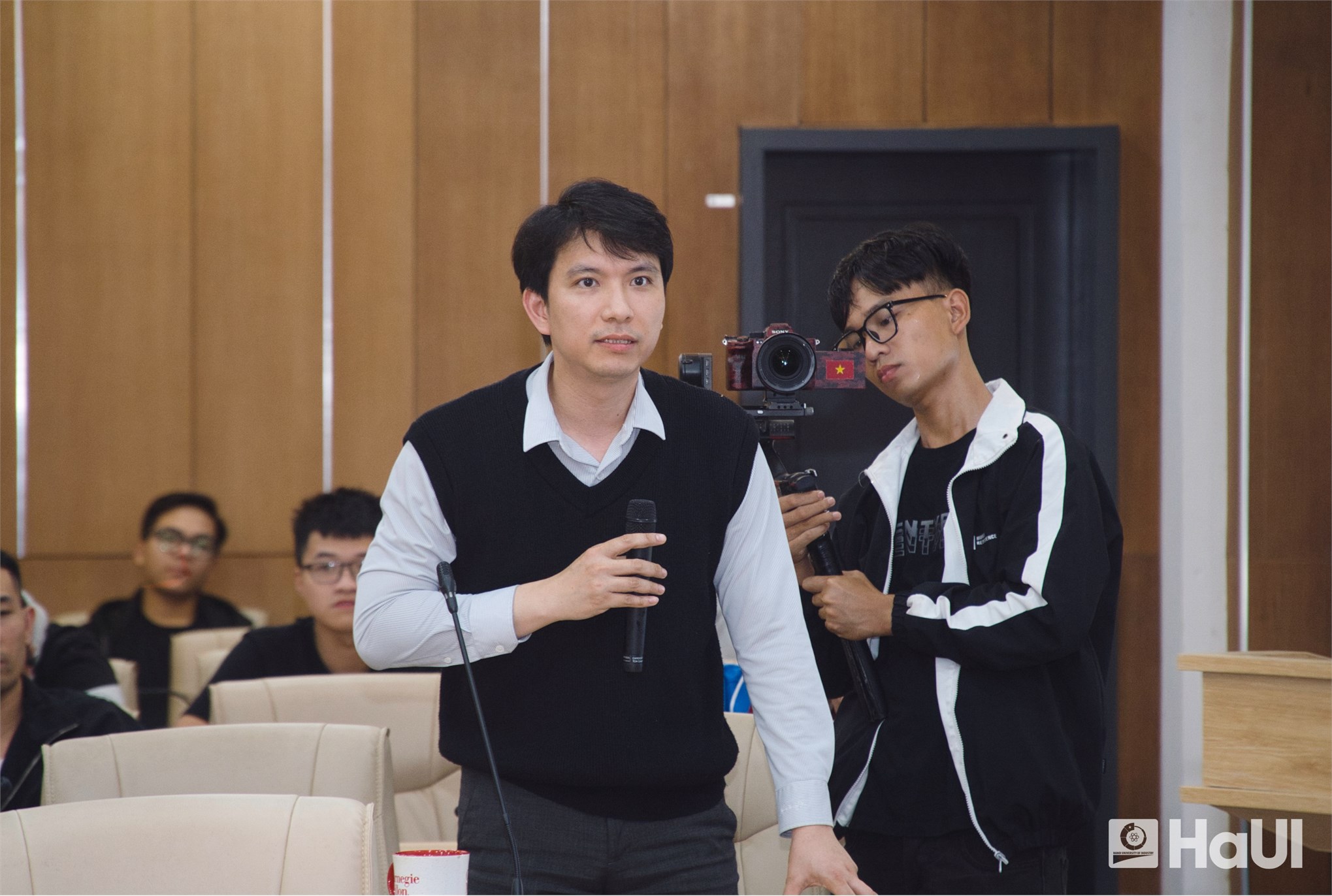 VisionAI trong kỷ nguyên 4.0: Thúc đẩy nghiên cứu khoa học và tối ưu hóa sản xuất