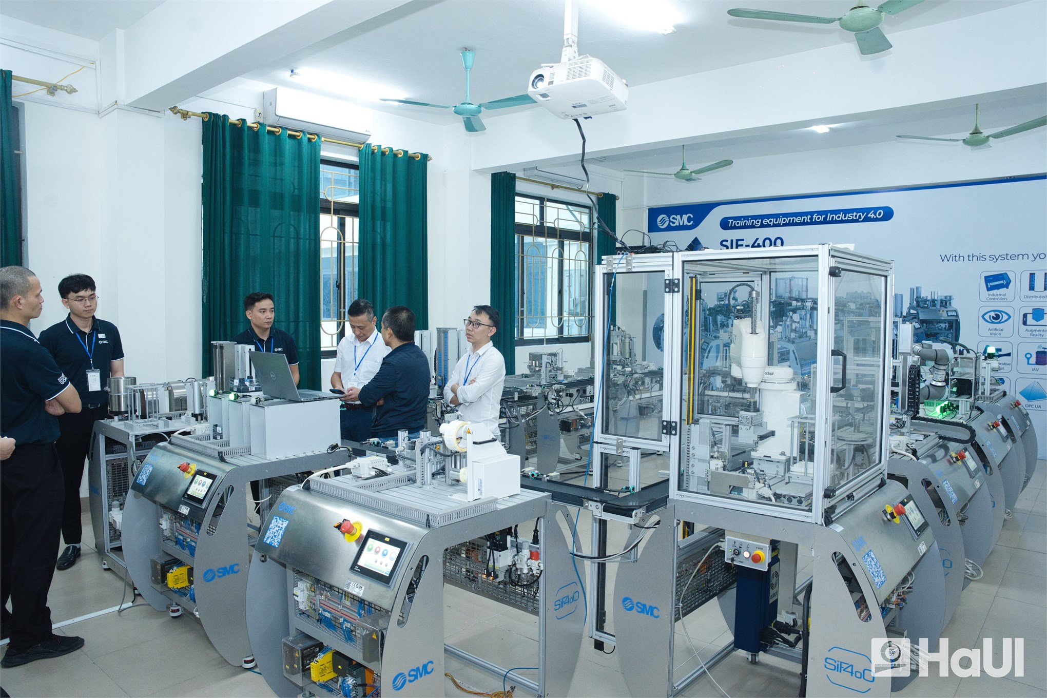 Kỷ nguyên Công nghiệp 5.0: Xác lập con người là trung tâm của mọi tiến bộ công nghệ số