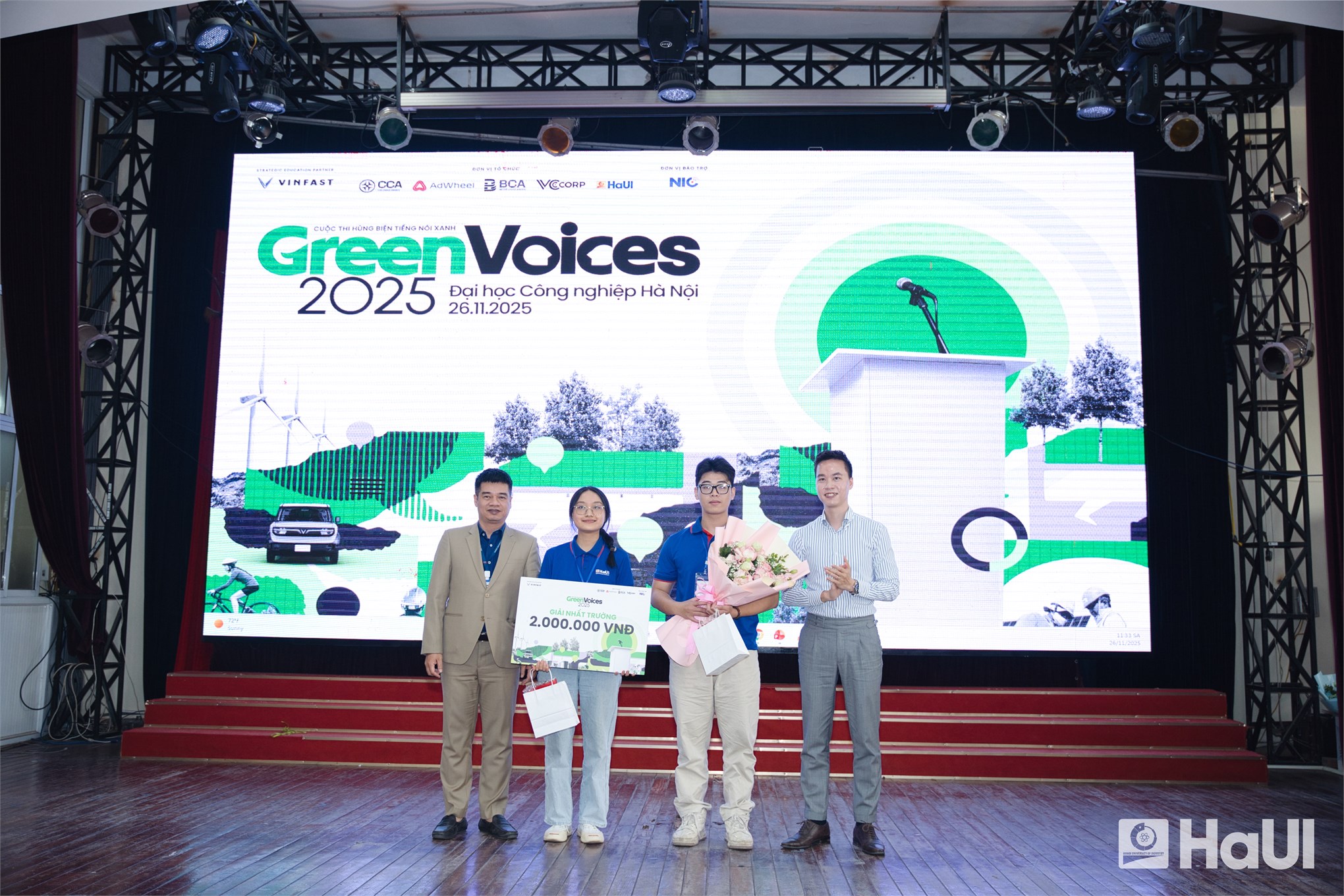 Green Voices competition promotes electric vehicle awareness among HaUI students