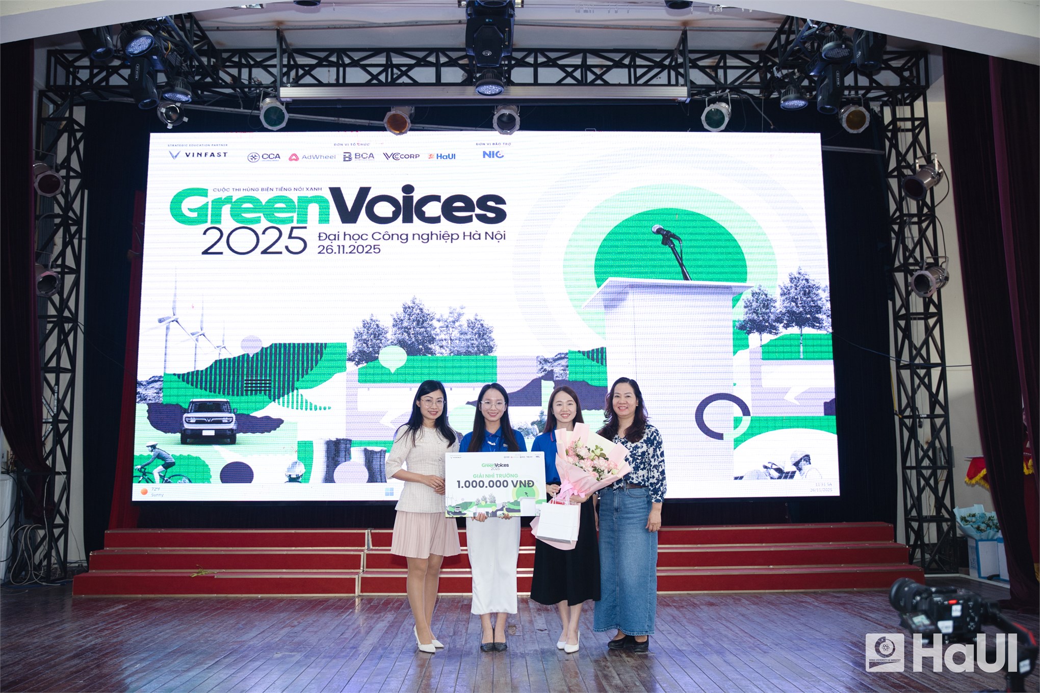 Green Voices competition promotes electric vehicle awareness among HaUI students
