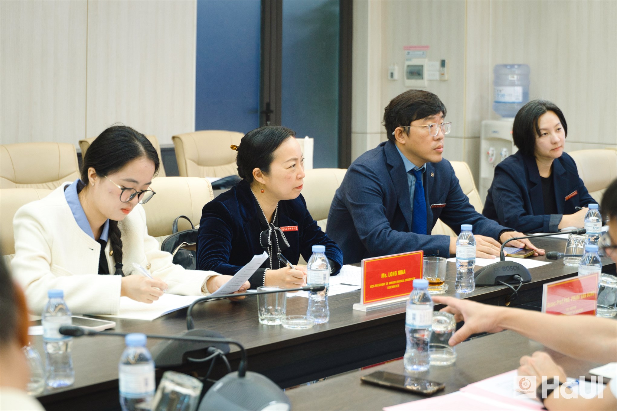 Phát triển nhân lực chất lượng cao ngành công nghệ mũi nhọn - Hướng đi mới trong hợp tác giữa Đại học Công nghiệp Hà Nội, Việt Nam và Trường Đại học Sư phạm Nam Ninh, Trung Quốc