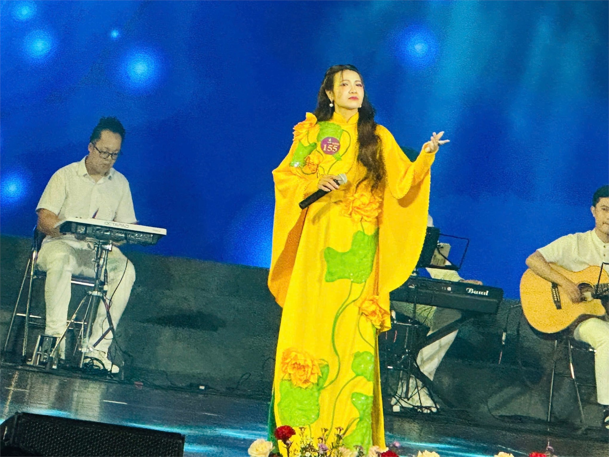 Giảng viên Trần Phương Nhung – Người truyền cảm hứng từ giảng đường đến sân khấu âm nhạc