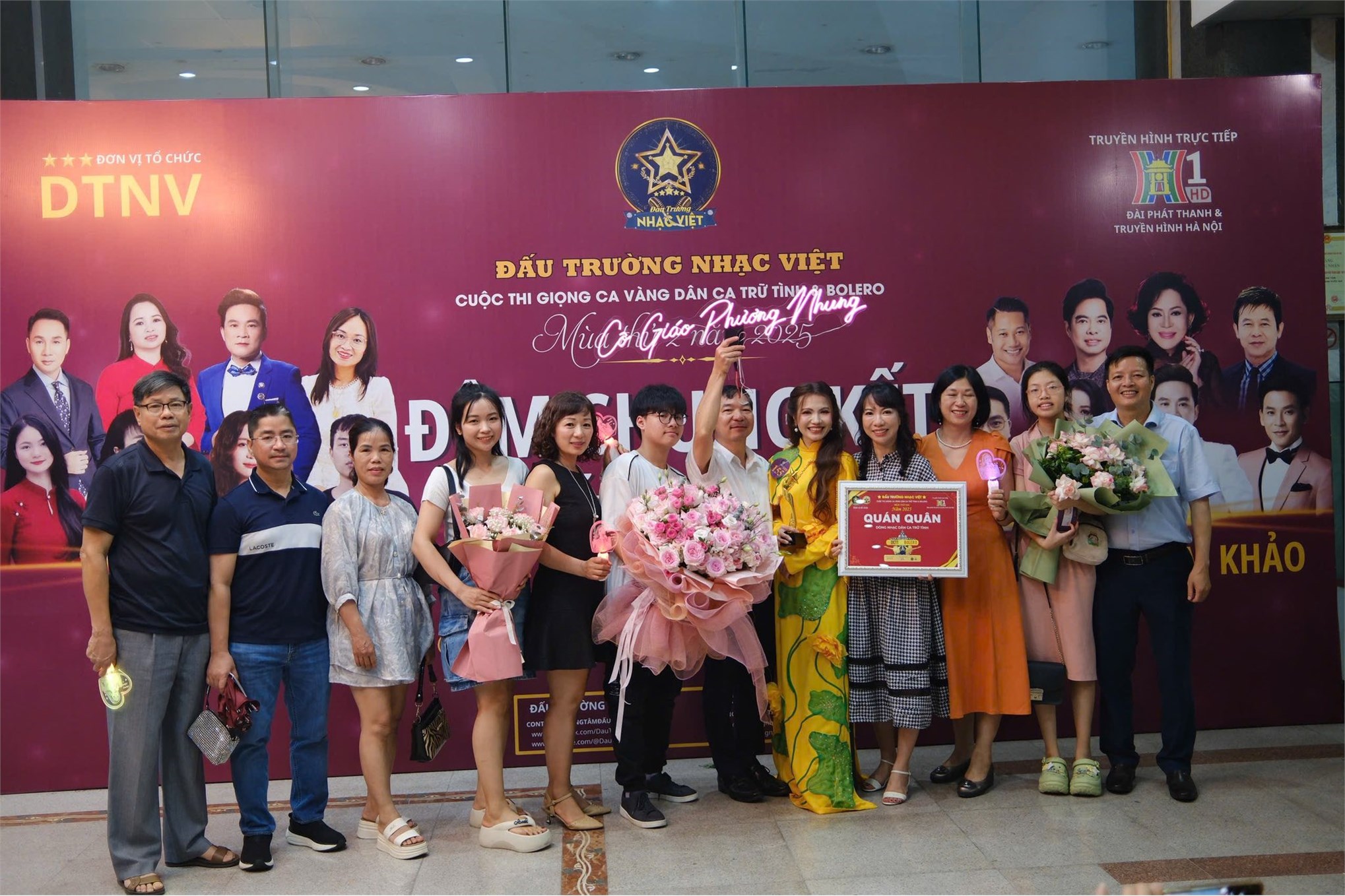 Giảng viên Trần Phương Nhung – Người truyền cảm hứng từ giảng đường đến sân khấu âm nhạc