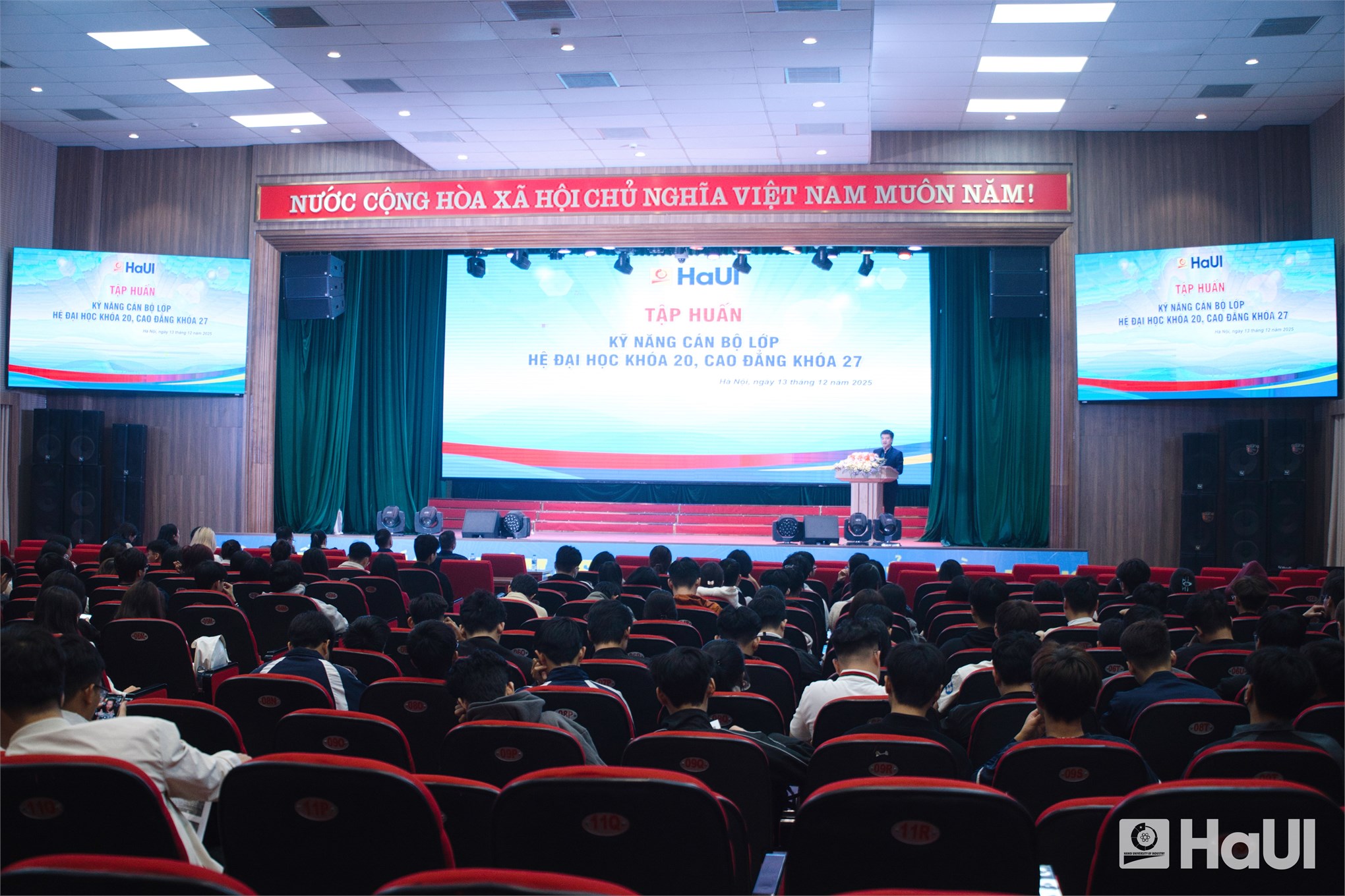 HaUI định hình chân dung thủ lĩnh sinh viên: Sẵn sàng vươn mình trong kỷ nguyên hùng cường thịnh vượng của dân tộc.