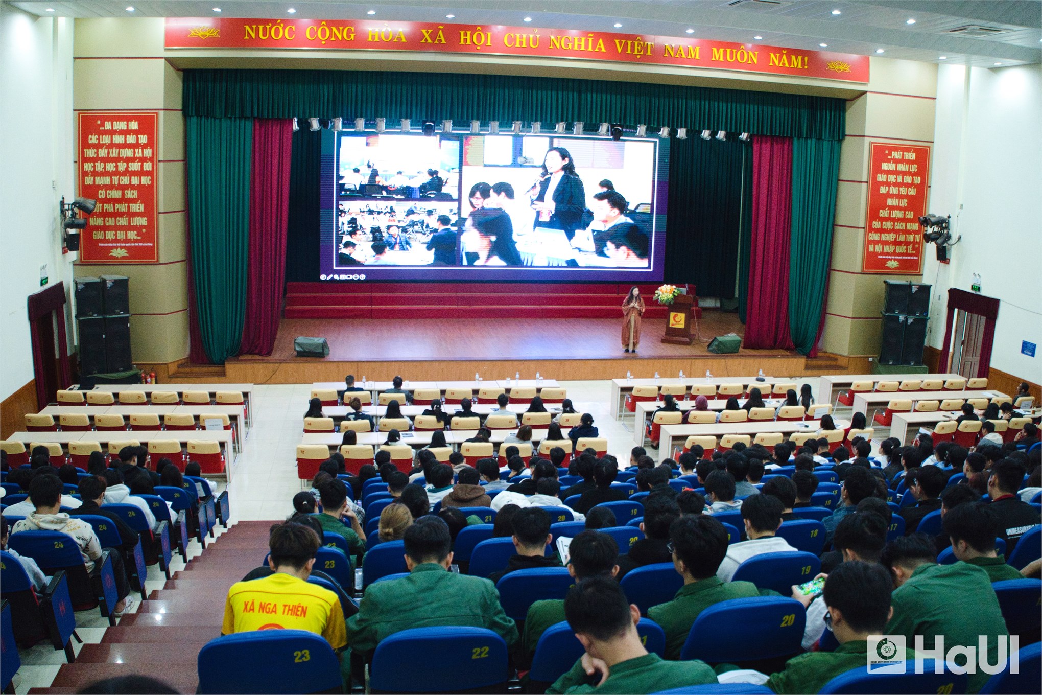 HaUI định hình chân dung thủ lĩnh sinh viên: Sẵn sàng vươn mình trong kỷ nguyên hùng cường thịnh vượng của dân tộc.