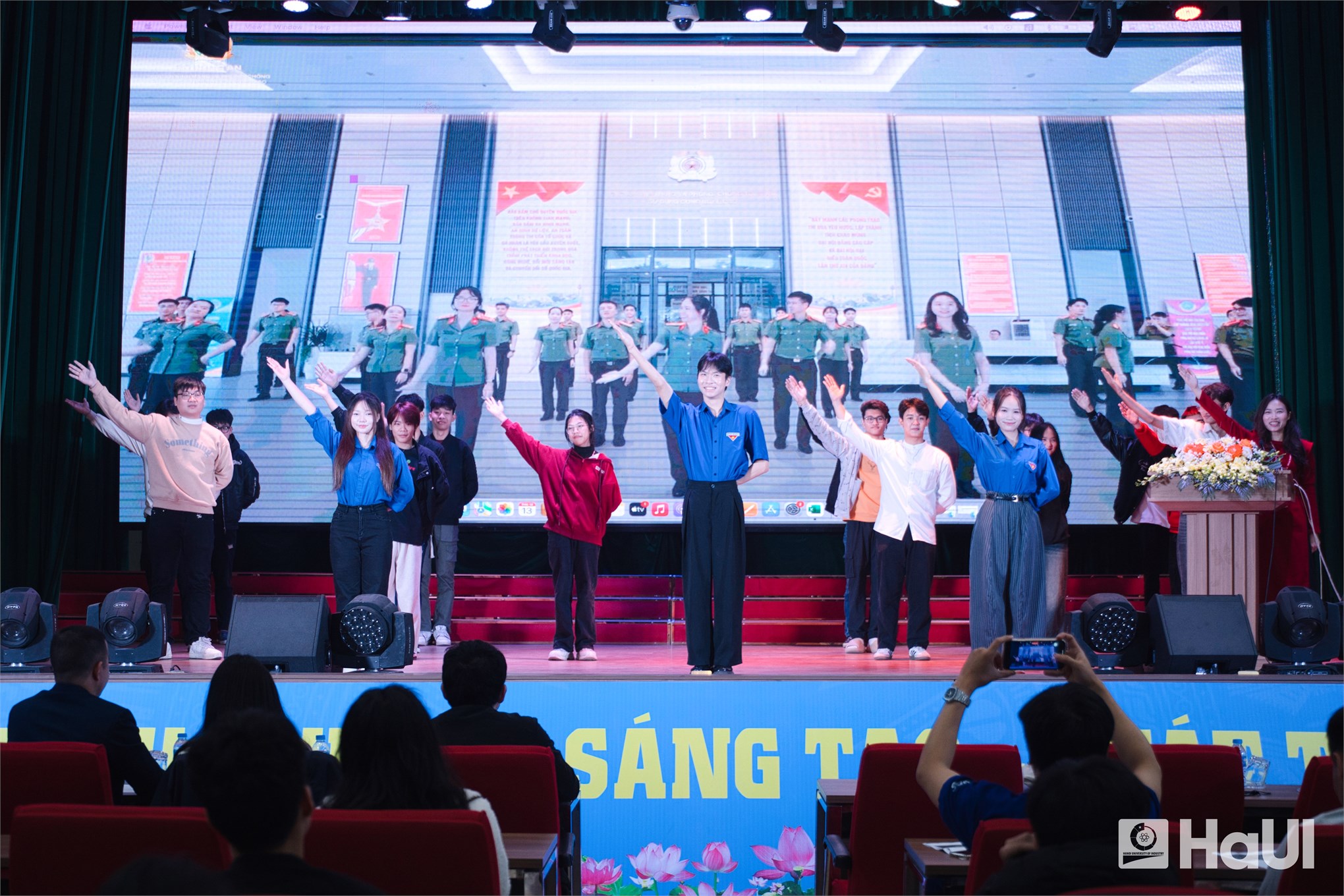 HaUI định hình chân dung thủ lĩnh sinh viên: Sẵn sàng vươn mình trong kỷ nguyên hùng cường thịnh vượng của dân tộc.