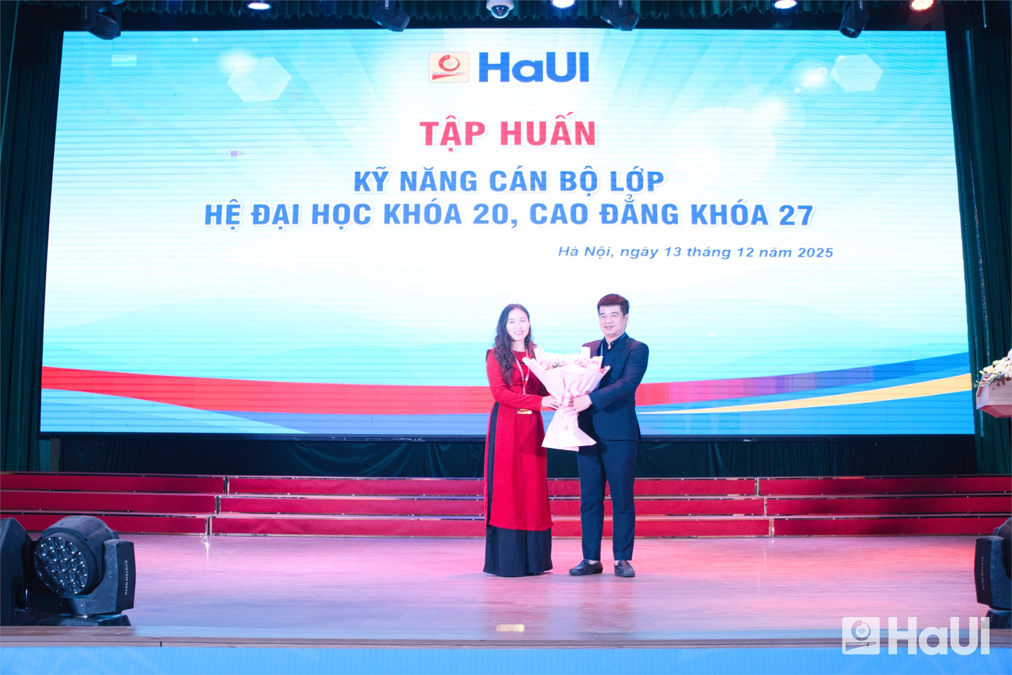 HaUI định hình chân dung thủ lĩnh sinh viên: Sẵn sàng vươn mình trong kỷ nguyên hùng cường thịnh vượng của dân tộc.