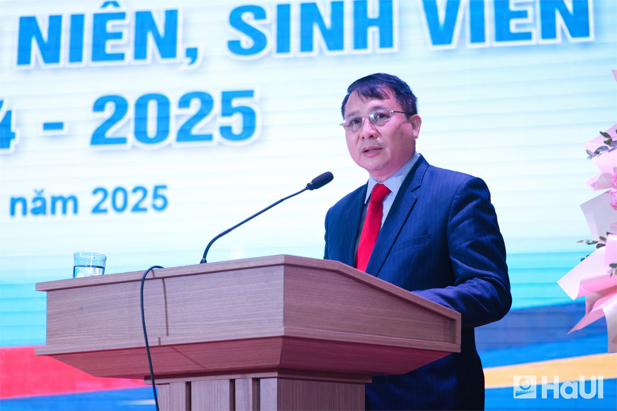 Hội nghị Tổng kết công tác Đoàn - Hội và phong trào thanh niên, sinh viên năm học 2024 - 2025 của Đại học Công nghiệp Hà Nội