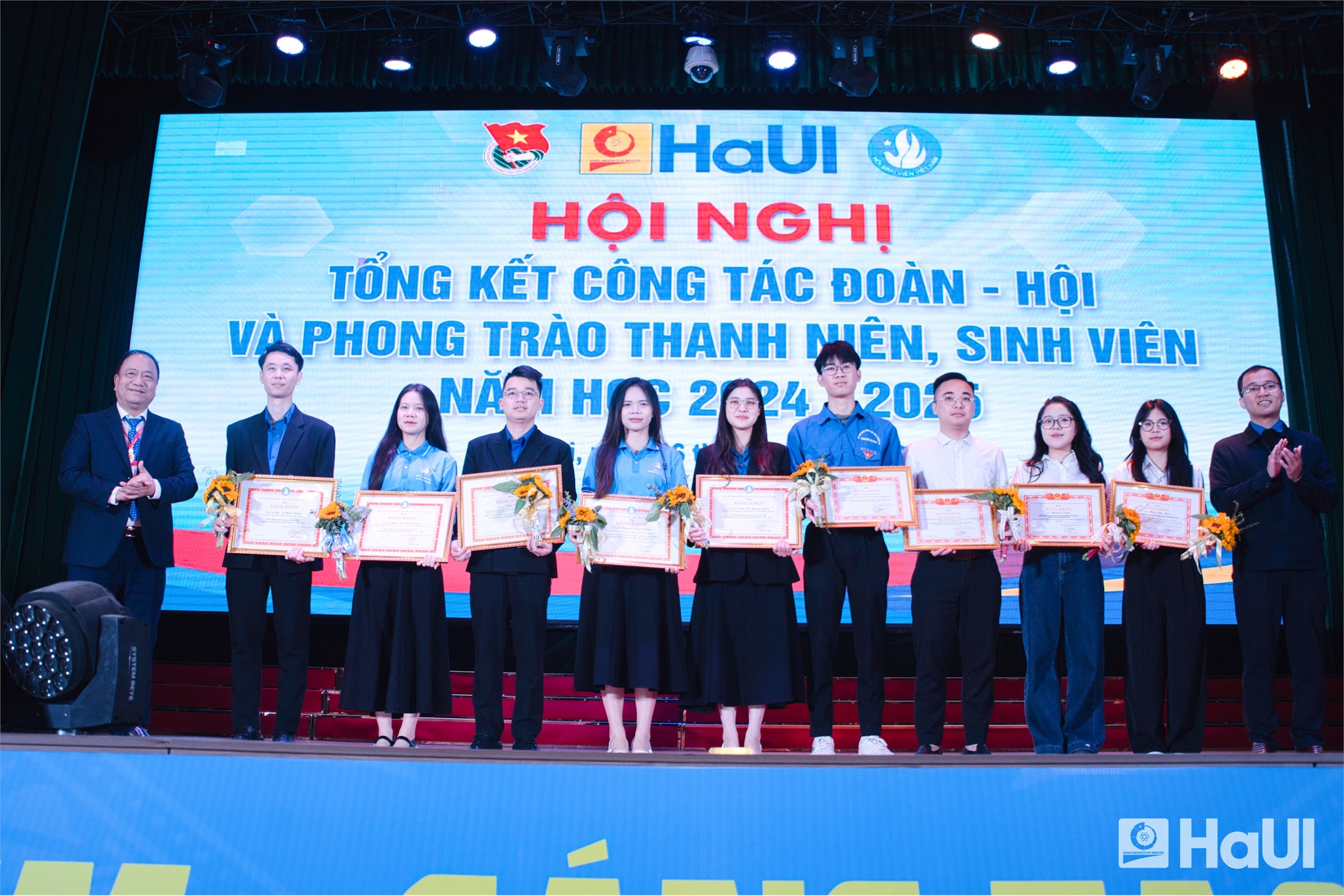 Hội nghị Tổng kết công tác Đoàn - Hội và phong trào thanh niên, sinh viên năm học 2024 - 2025 của Đại học Công nghiệp Hà Nội