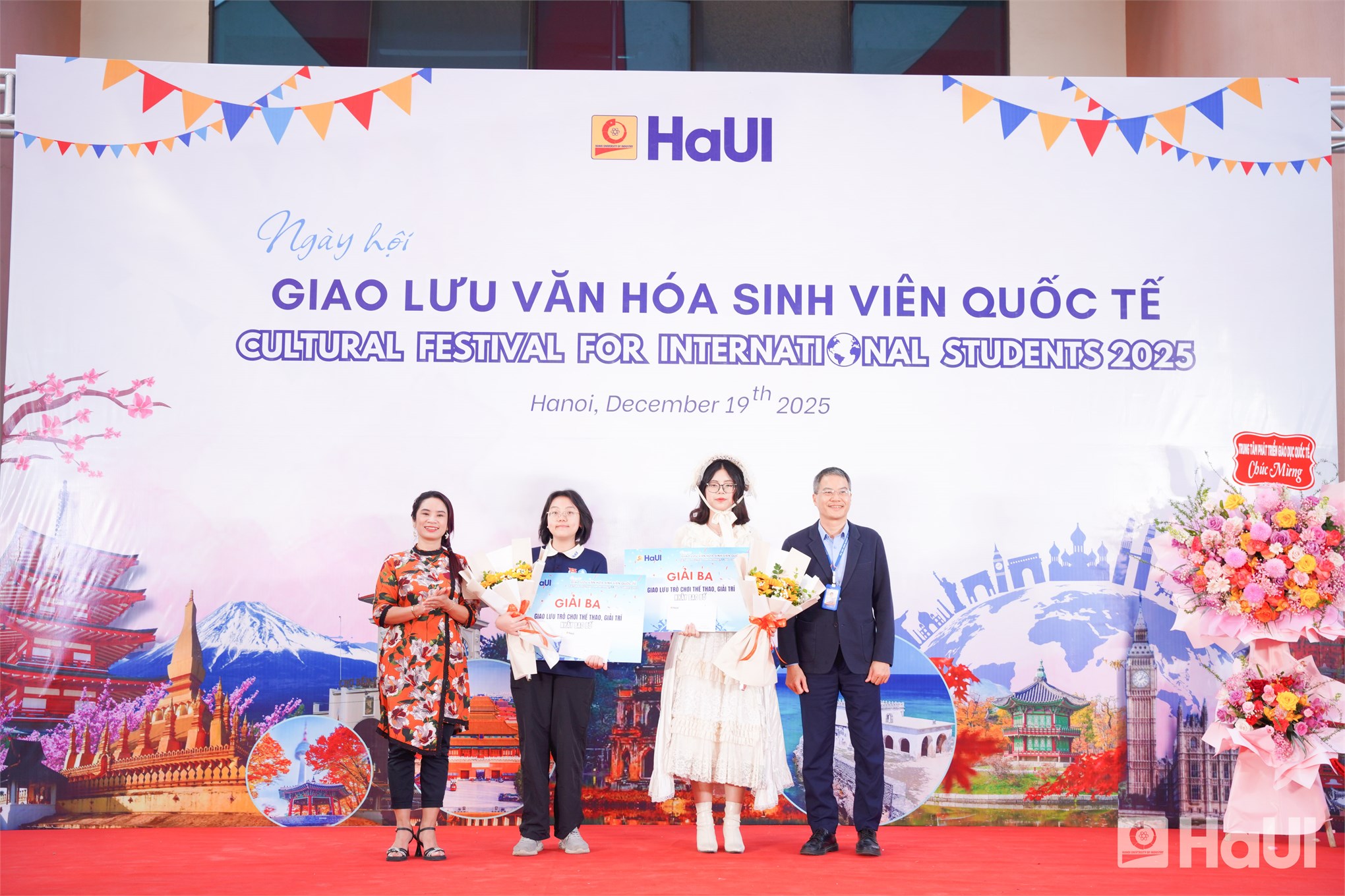 Ngày hội giao lưu văn hóa sinh viên quốc tế đặc sắc tại Đại học Công nghiệp Hà Nội