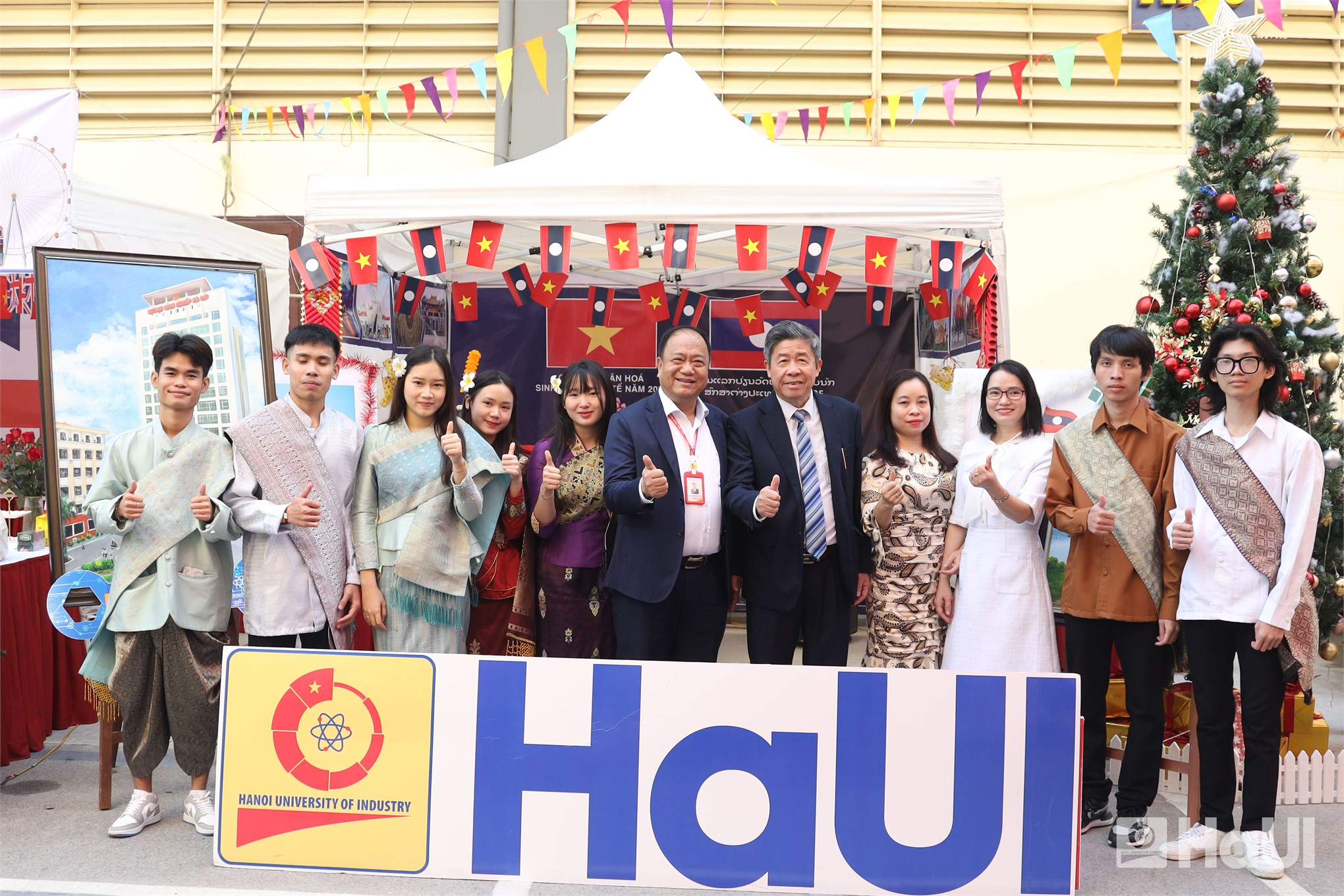 Ngày hội giao lưu văn hóa sinh viên quốc tế đặc sắc tại Đại học Công nghiệp Hà Nội