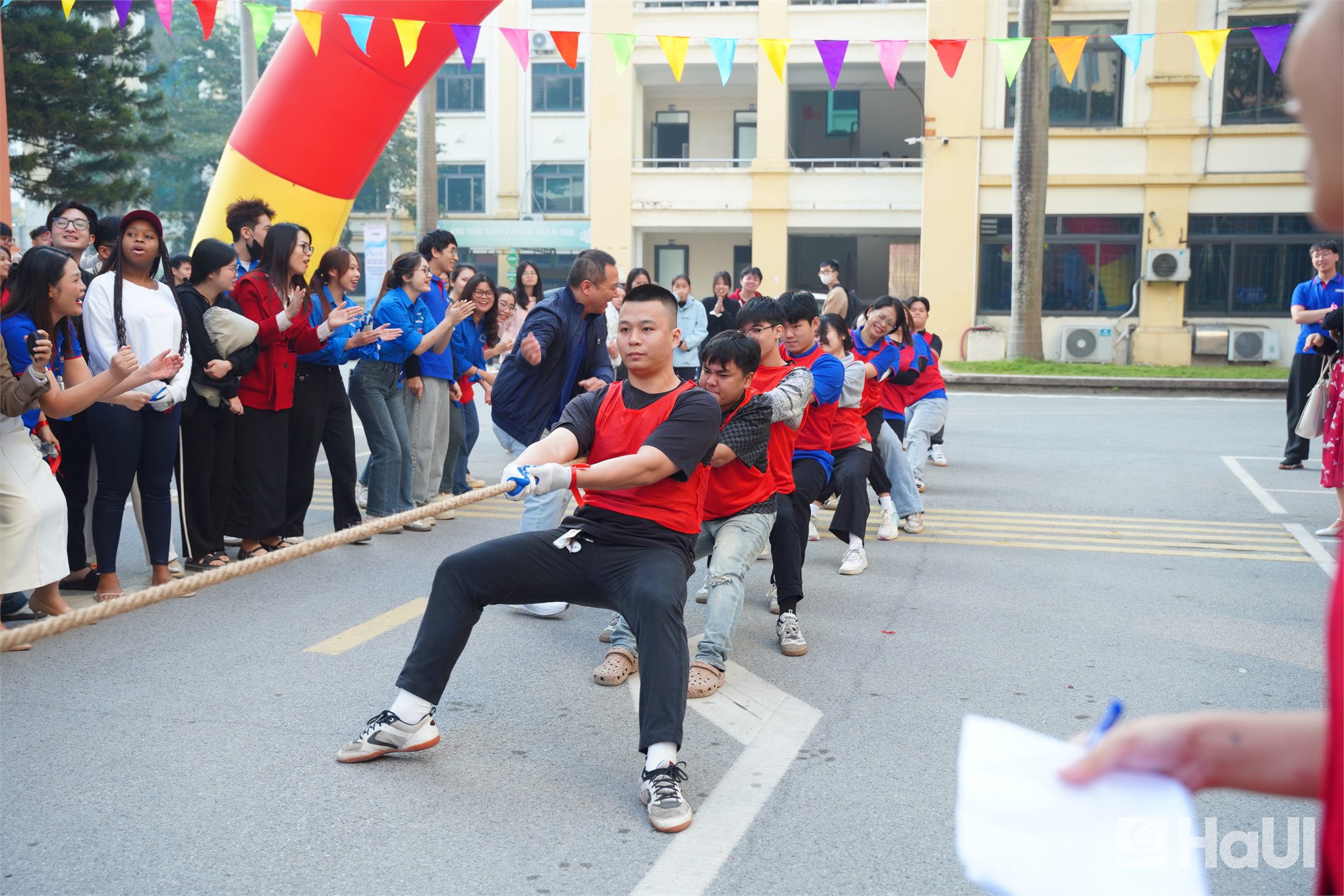 Ngày hội giao lưu văn hóa sinh viên quốc tế đặc sắc tại Đại học Công nghiệp Hà Nội