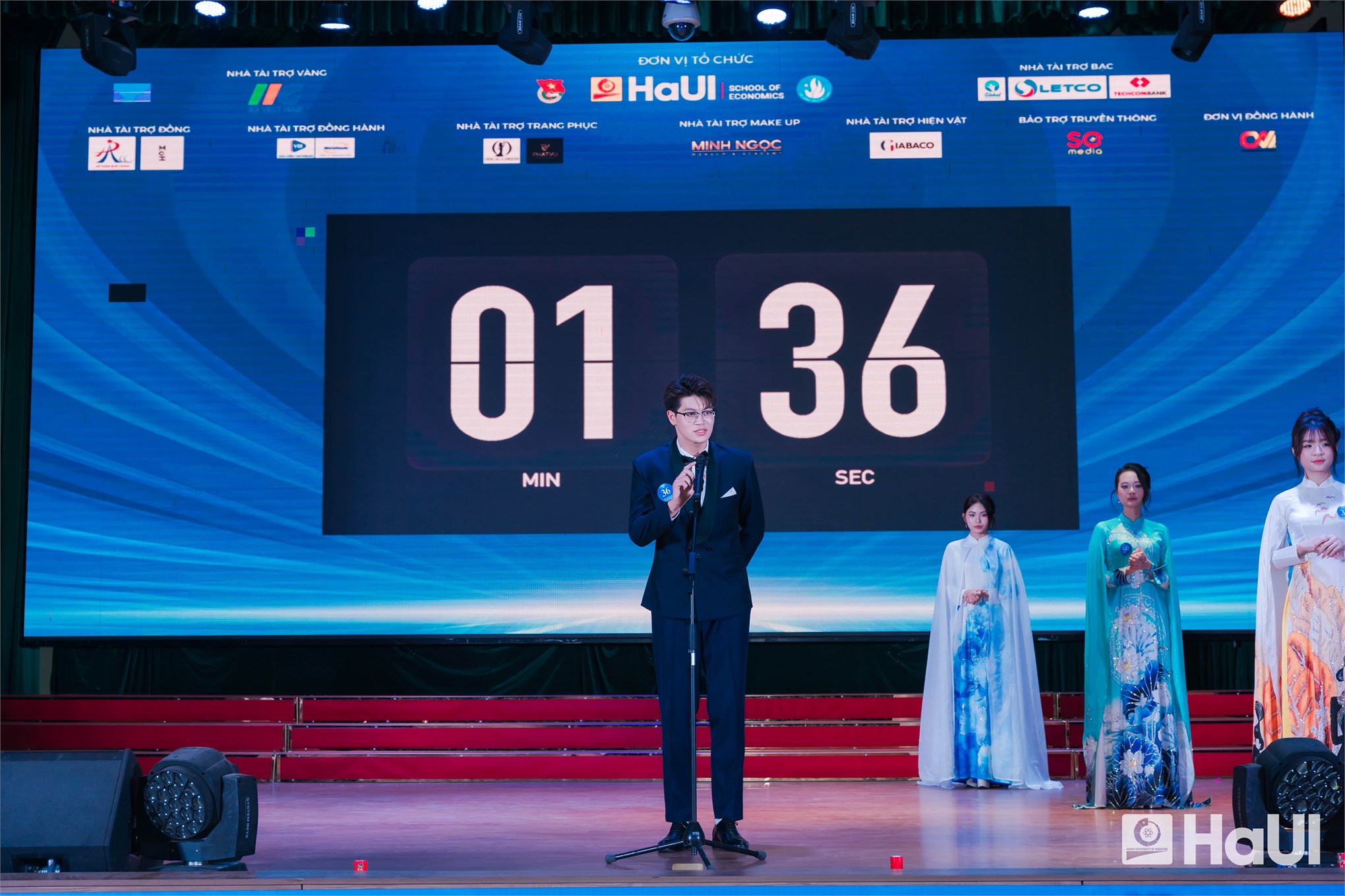 Chung kết “King & Queen of SE 2025”: tỏa sáng từ trí tuệ và bản lĩnh