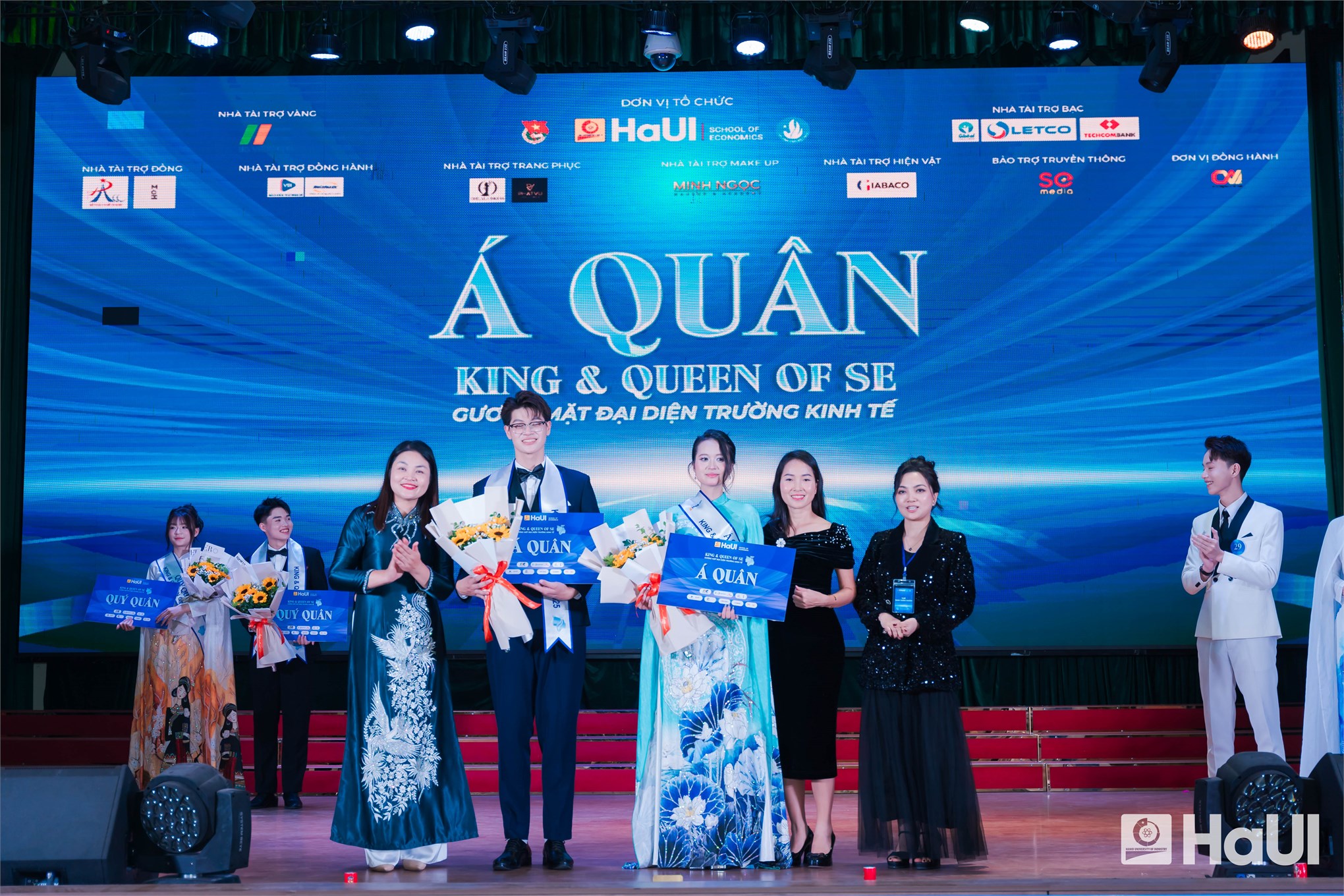 Chung kết “King & Queen of SE 2025”: tỏa sáng từ trí tuệ và bản lĩnh