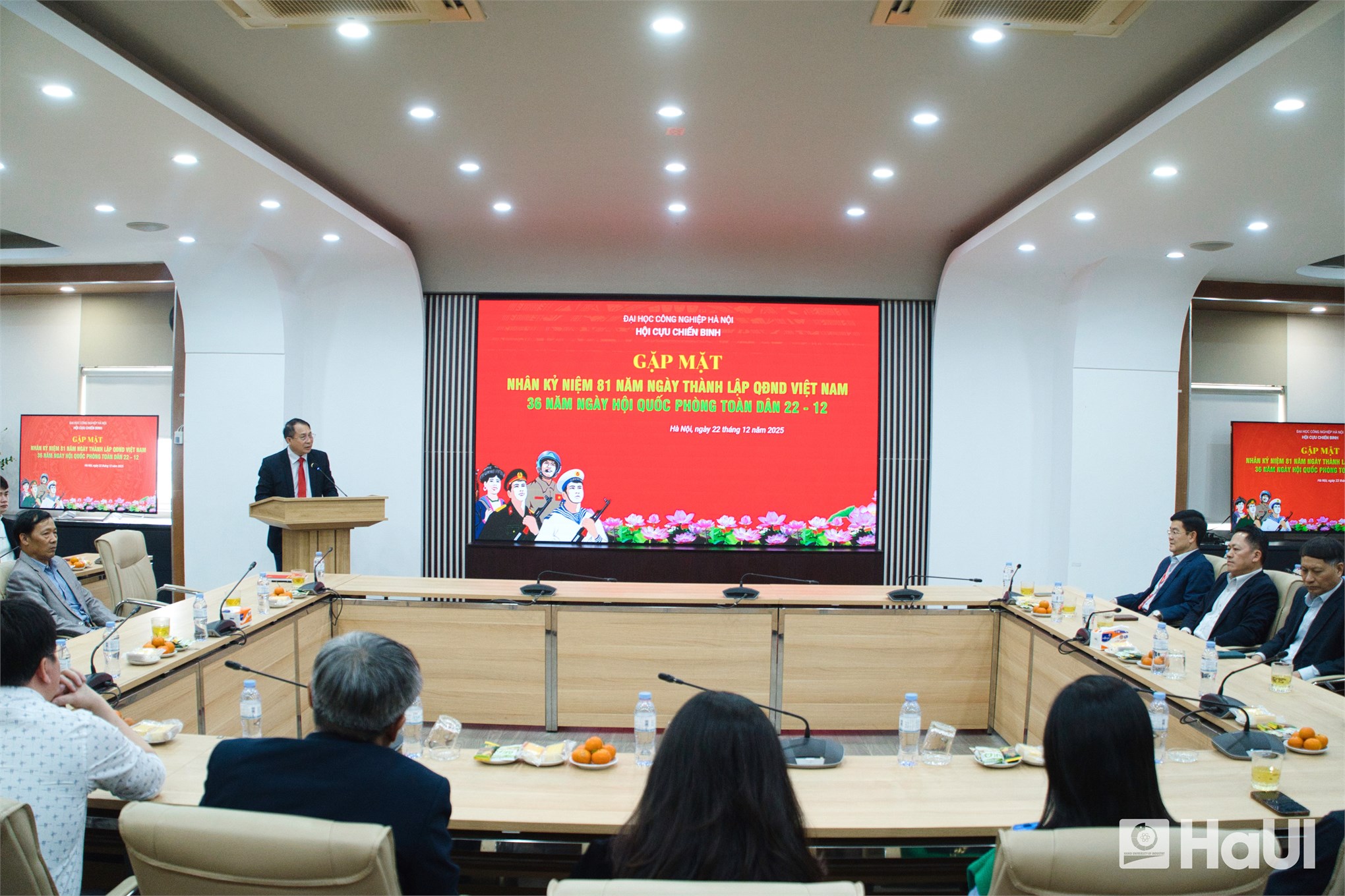 Viết tiếp khúc quân hành “bộ đội Cụ Hồ” dưới mái trường Đại học Công nghiệp Hà Nội