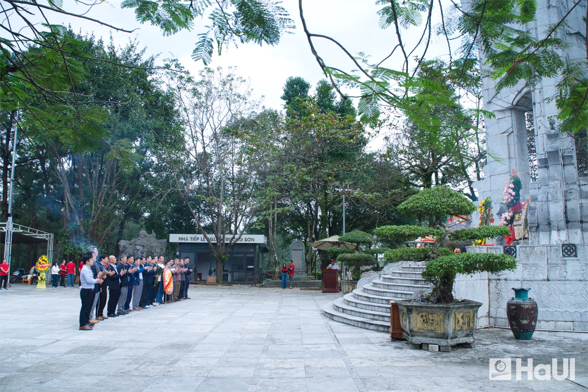 Viết tiếp khúc quân hành “bộ đội Cụ Hồ” dưới mái trường Đại học Công nghiệp Hà Nội