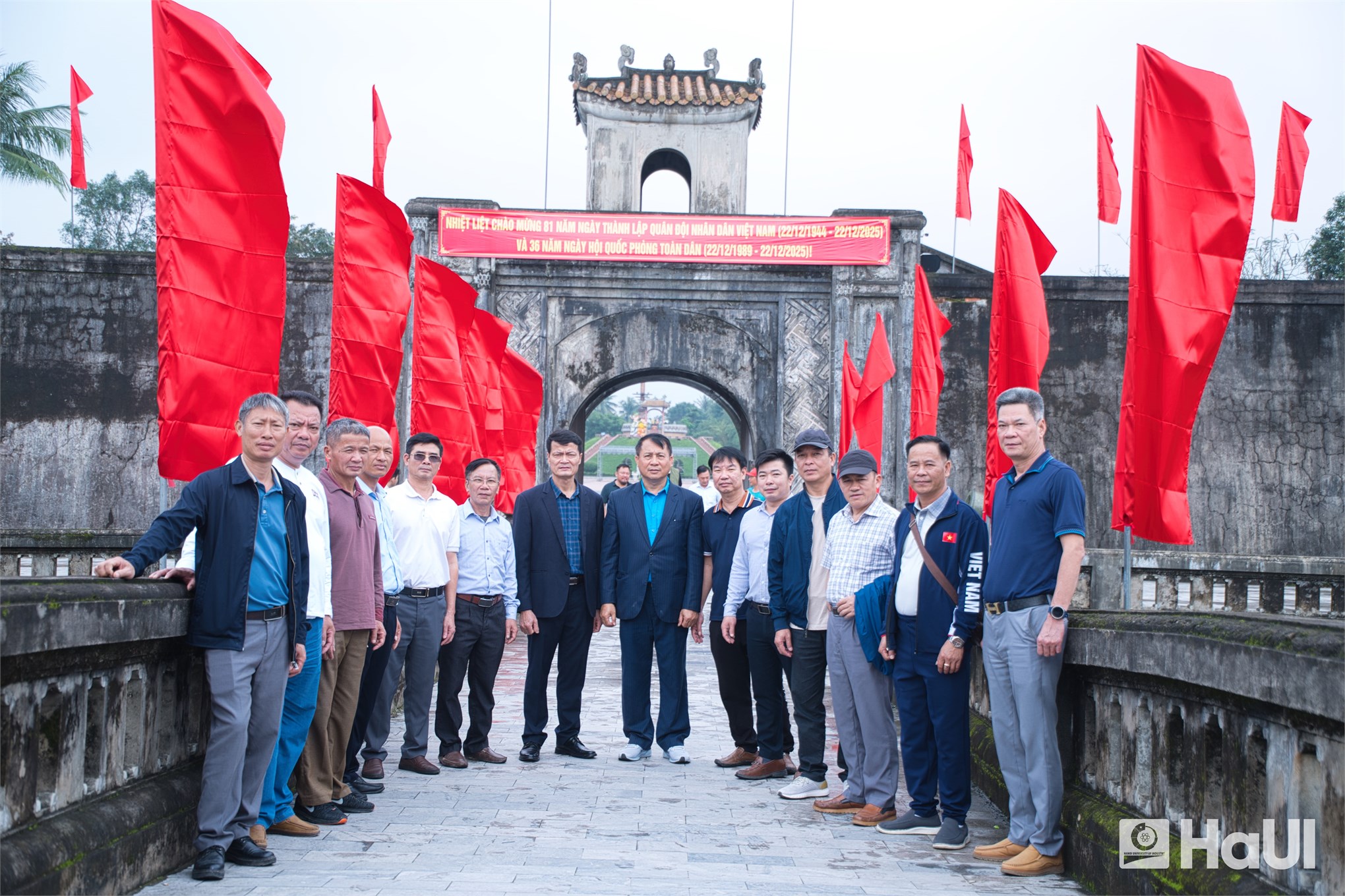 Viết tiếp khúc quân hành “bộ đội Cụ Hồ” dưới mái trường Đại học Công nghiệp Hà Nội