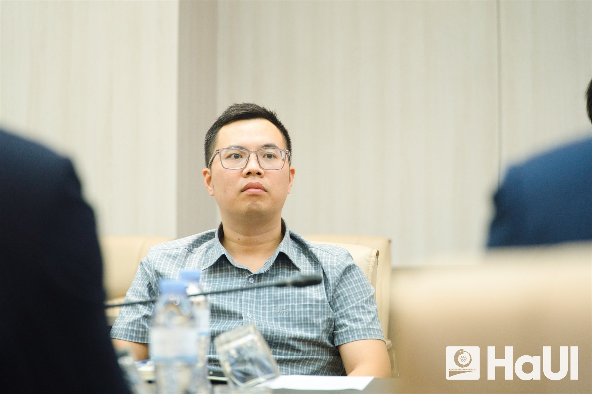 Đại học Công nghiệp Hà Nội làm việc với `Gã khổng lồ` công nghệ quang học Biel Crystal