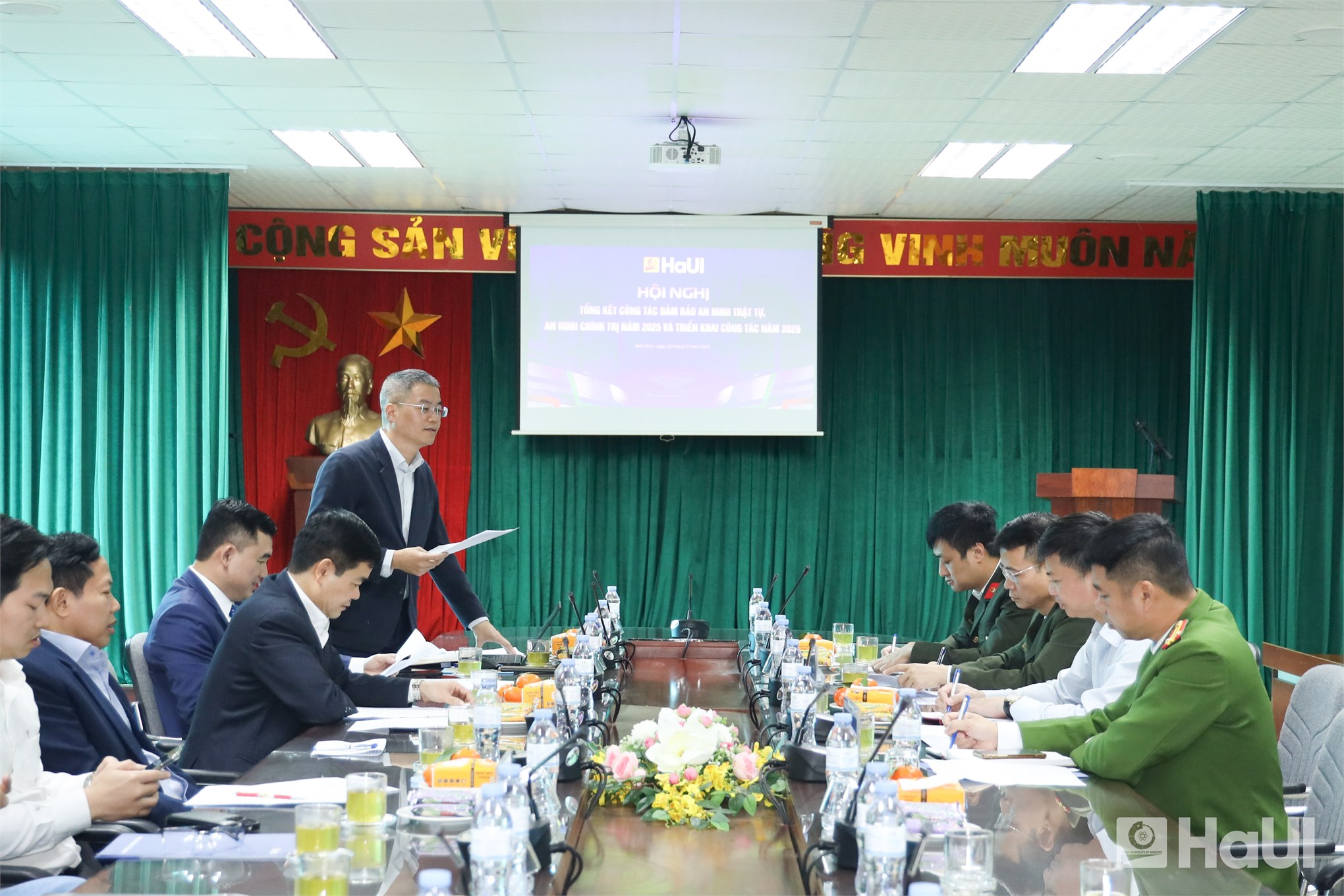 Đại học Công nghiệp Hà Nội tổng kết công tác ANTT năm 2025, ký quy chế phối hợp năm 2026 tại cơ sở Hà Nội và Ninh Bình