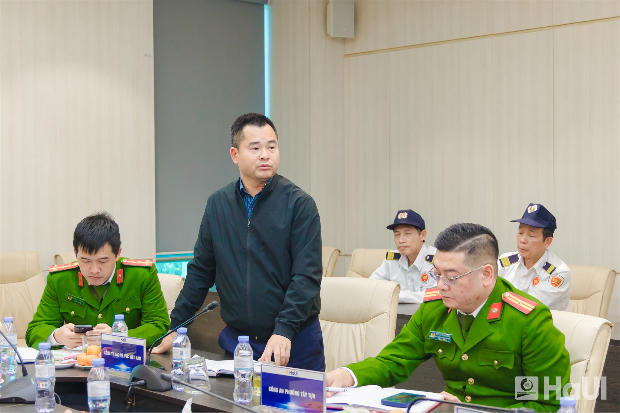 Đại học Công nghiệp Hà Nội tổng kết công tác ANTT năm 2025, ký quy chế phối hợp năm 2026 tại cơ sở Hà Nội và Ninh Bình