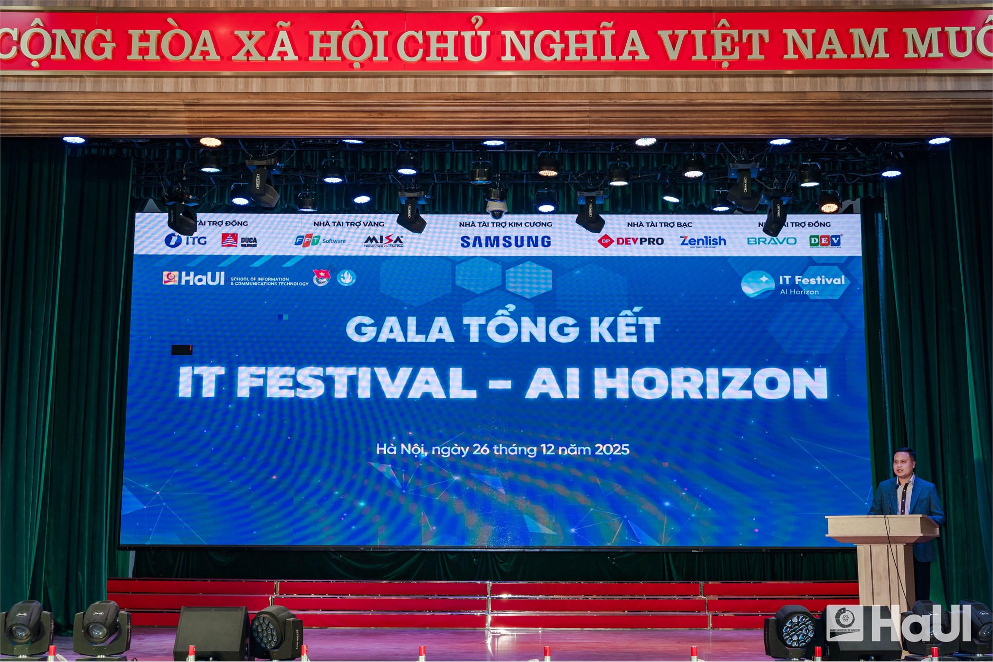 Gala tổng kết chuỗi sự kiện IT Festival - AI Horizon 2025