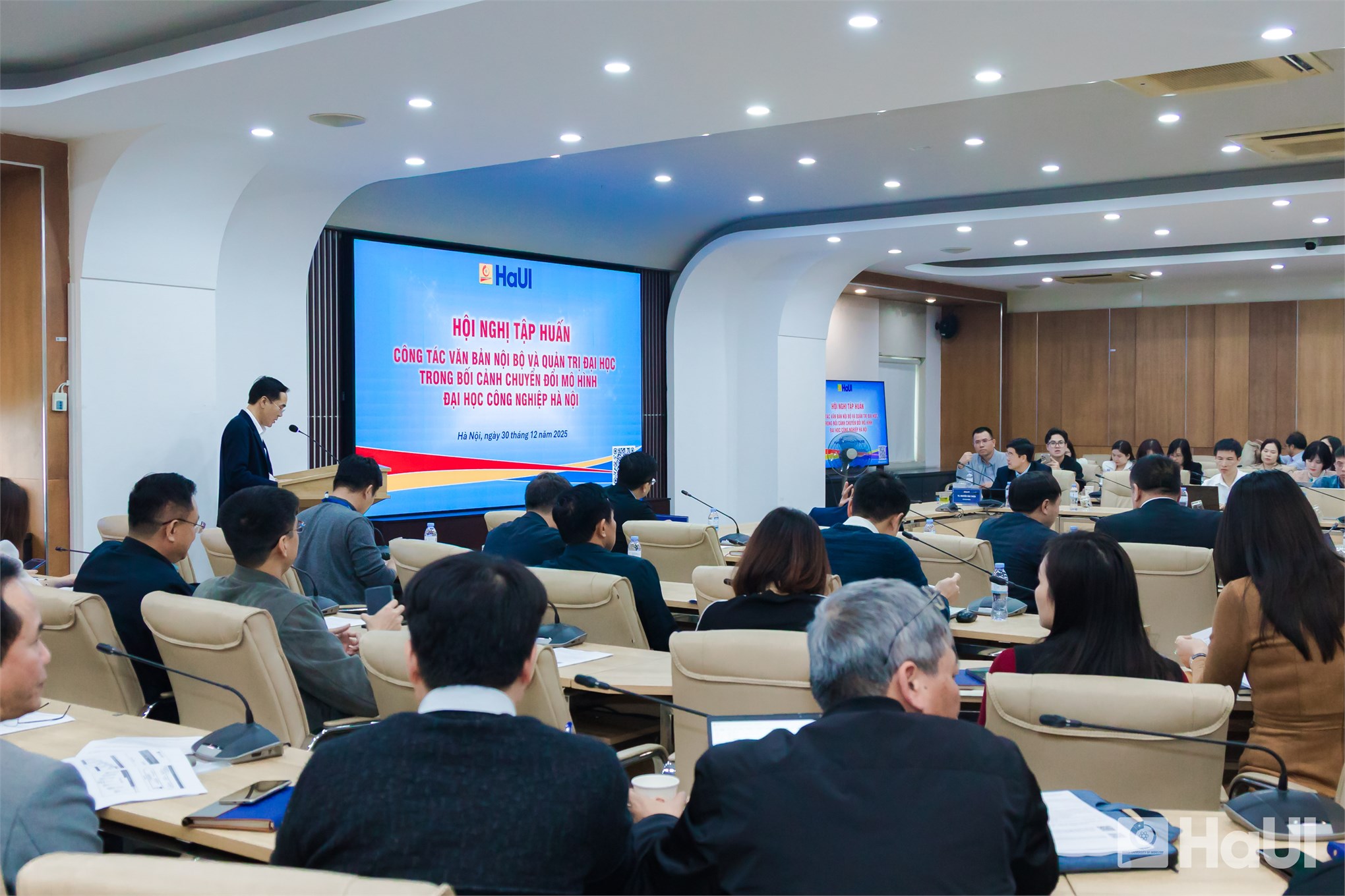 Đại học Công nghiệp Hà Nội tập huấn công tác văn bản nội bộ và quản trị đại học