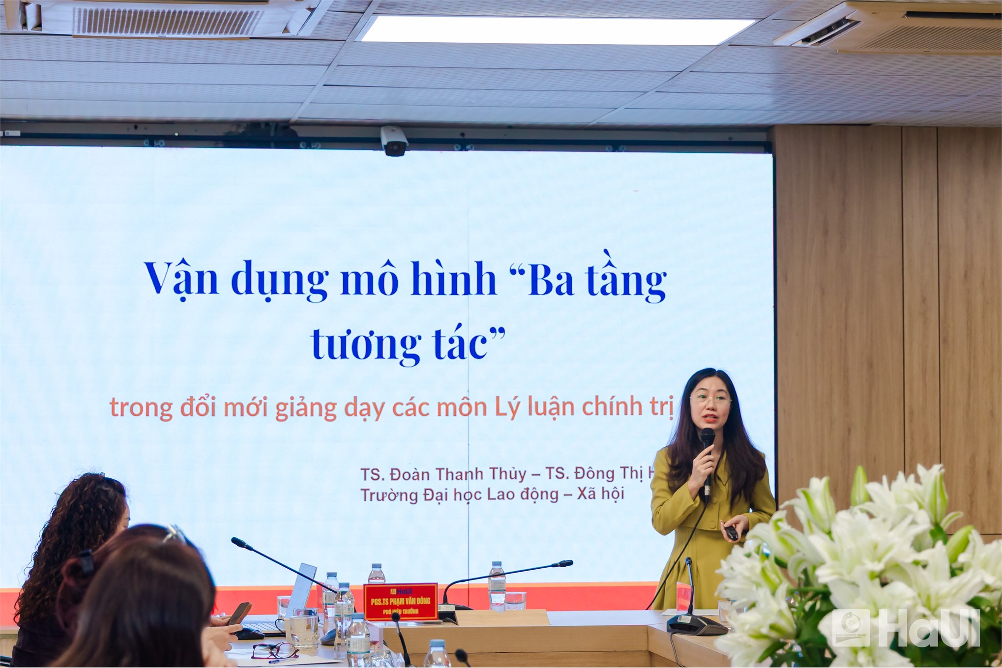 Đổi mới và nâng cao chất lượng giảng dạy Lý luận chính trị và Pháp luật: Nhiệm vụ chiến lược trong thời đại số tại HaUI