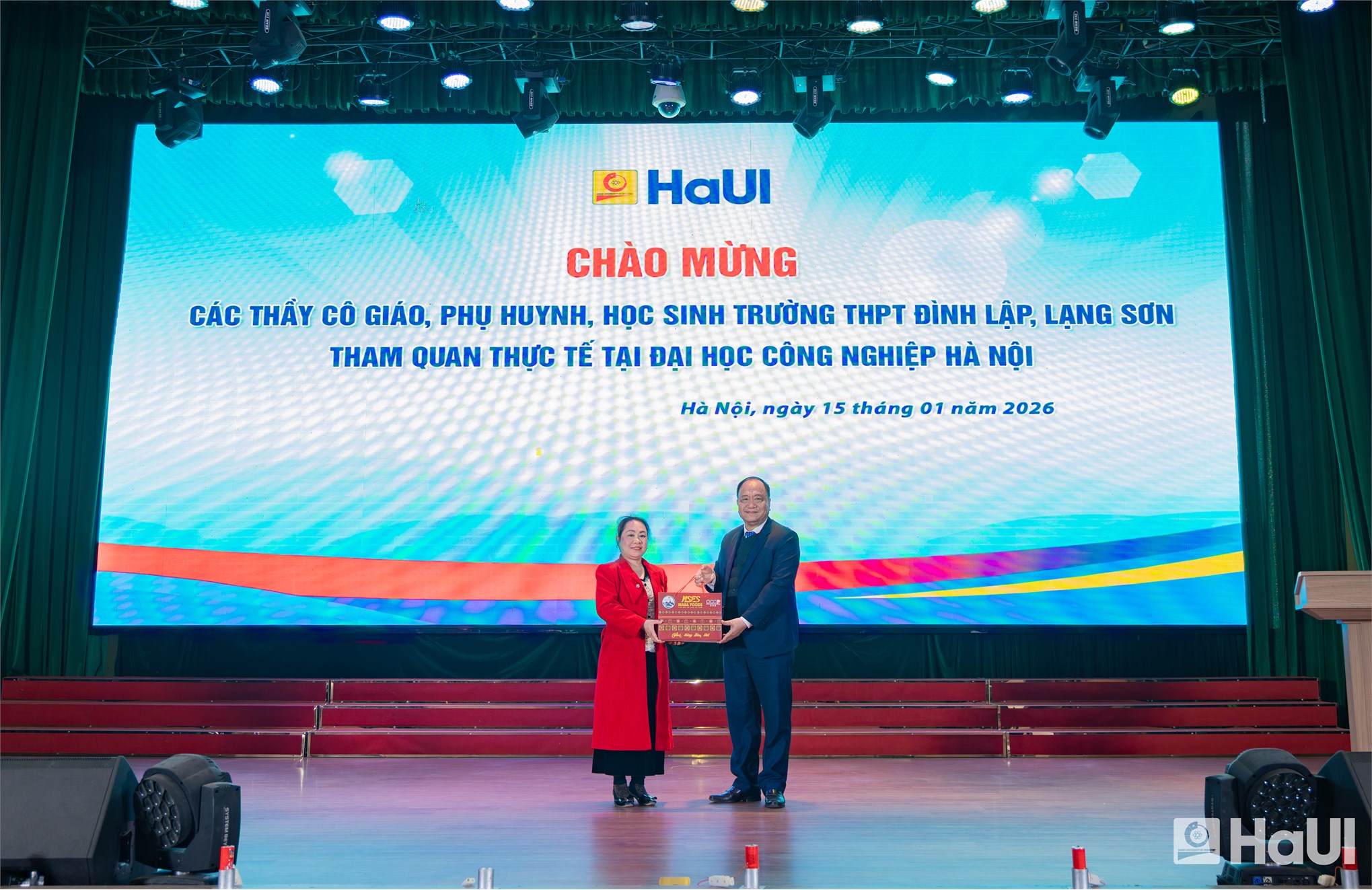 Trải nghiệm tại môi trường Đại học là nền tảng nhận thức cho học sinh trước ngưỡng cửa lựa chọn sau tốt nghiệp THPT