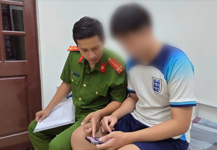 'Bắt cóc online' và những điểm yếu tâm lý khiến Gen Z dễ sập bẫy