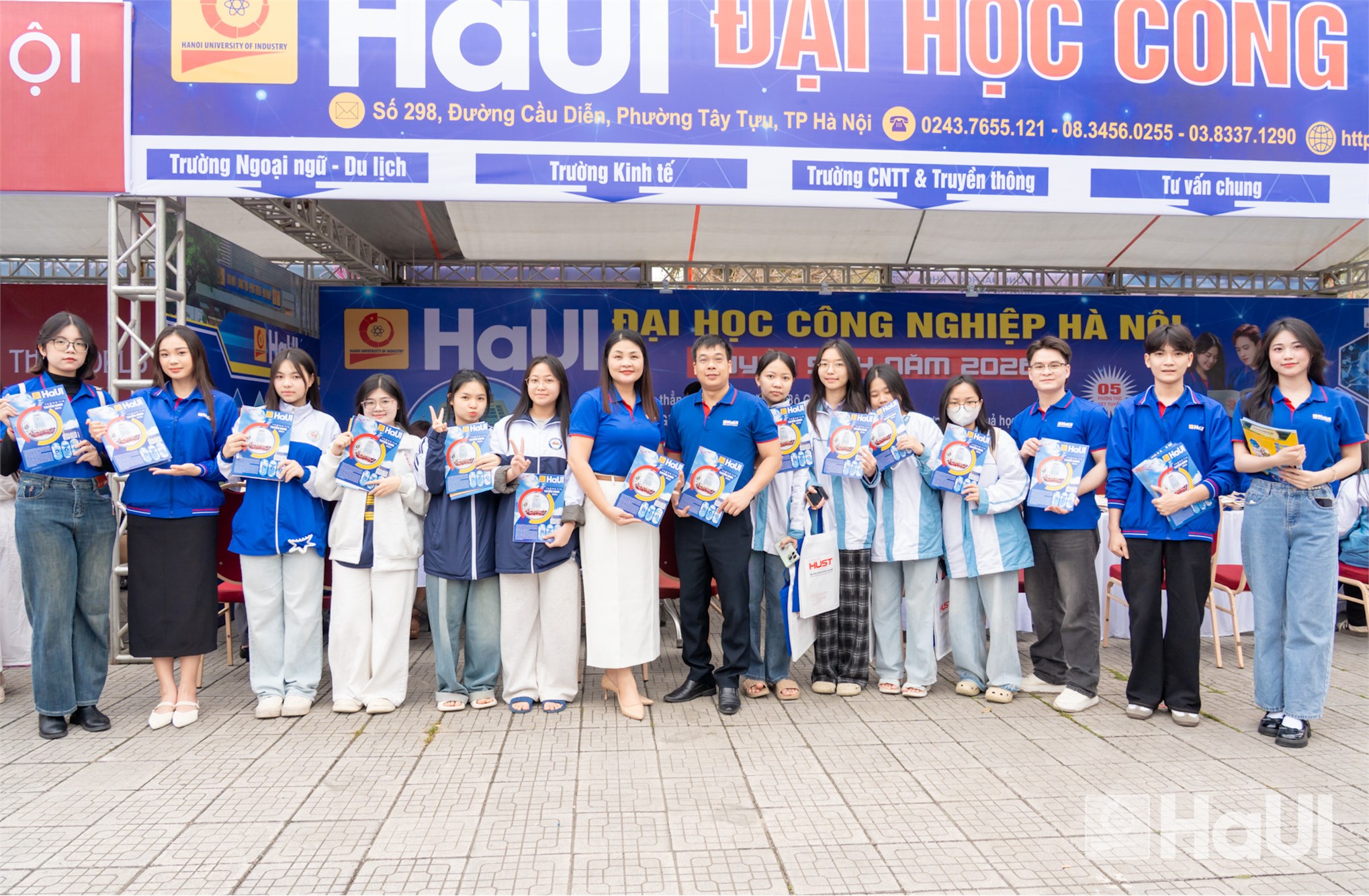 Đại học Công nghiệp Hà Nội tham dự Ngày hội tư vấn tuyển sinh – hướng nghiệp năm 2026 tại Nghệ An và Thanh Hóa