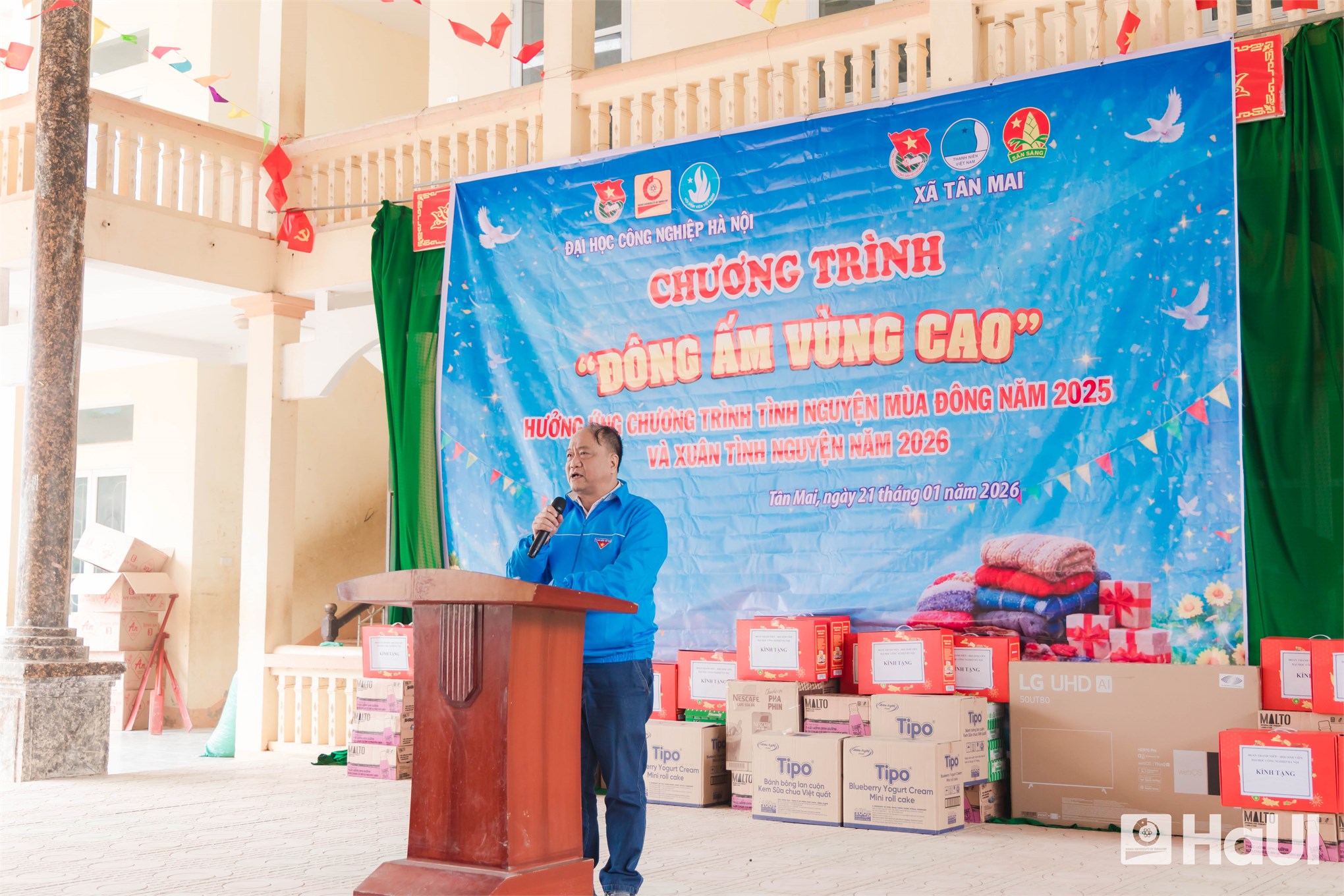 Hành trình “Đông ấm vùng cao 2026”: Tuổi trẻ viết nên câu chuyện tử tế nơi vùng cao Tân Mai