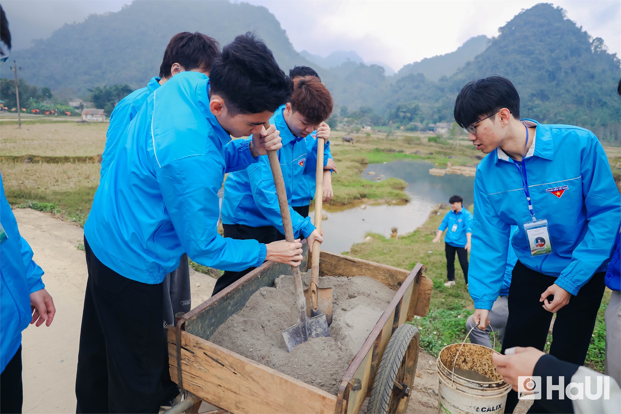 Hành trình “Đông ấm vùng cao 2026”: Tuổi trẻ viết nên câu chuyện tử tế nơi vùng cao Tân Mai