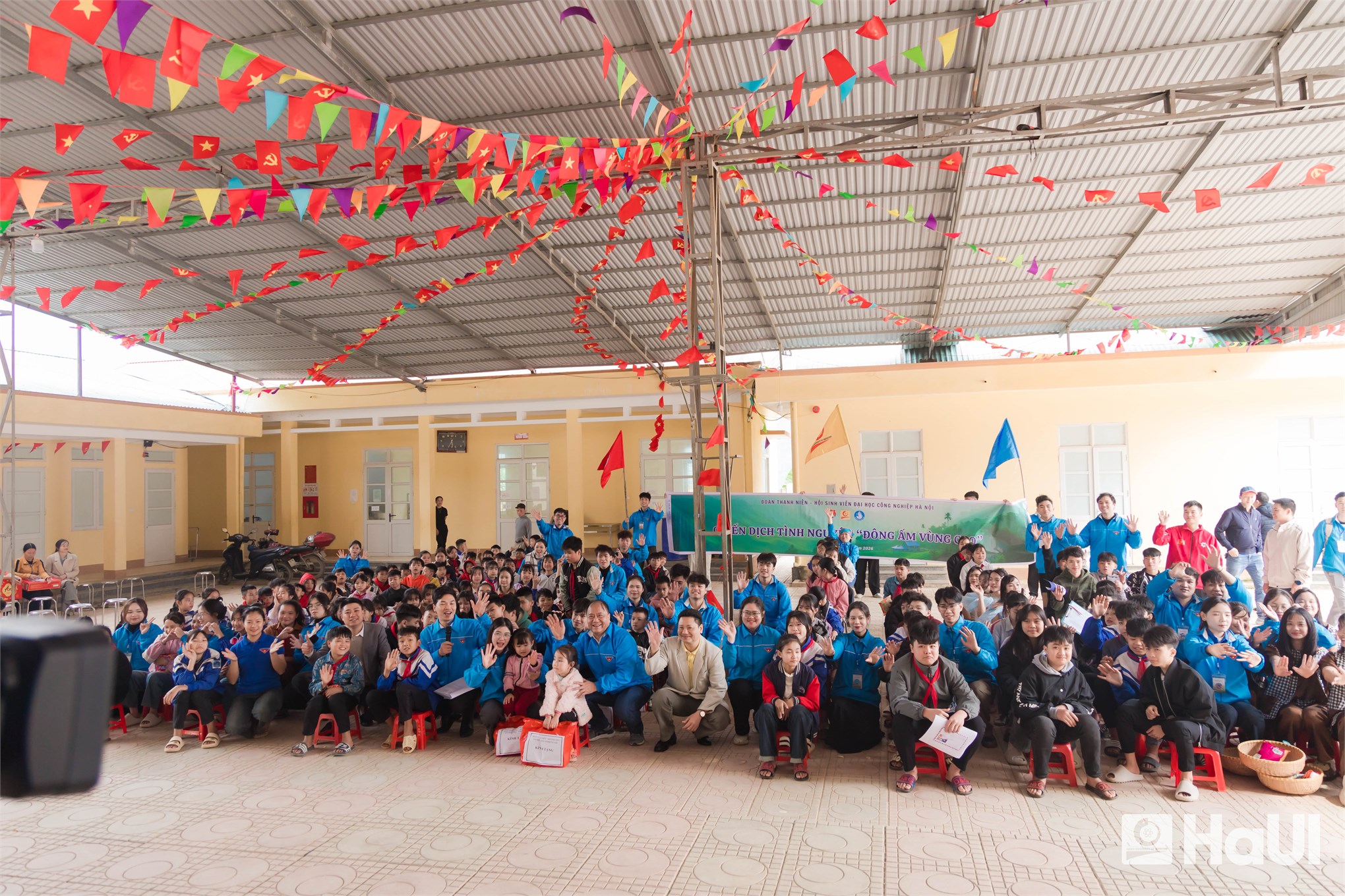 Hành trình “Đông ấm vùng cao 2026”: Tuổi trẻ viết nên câu chuyện tử tế nơi vùng cao Tân Mai