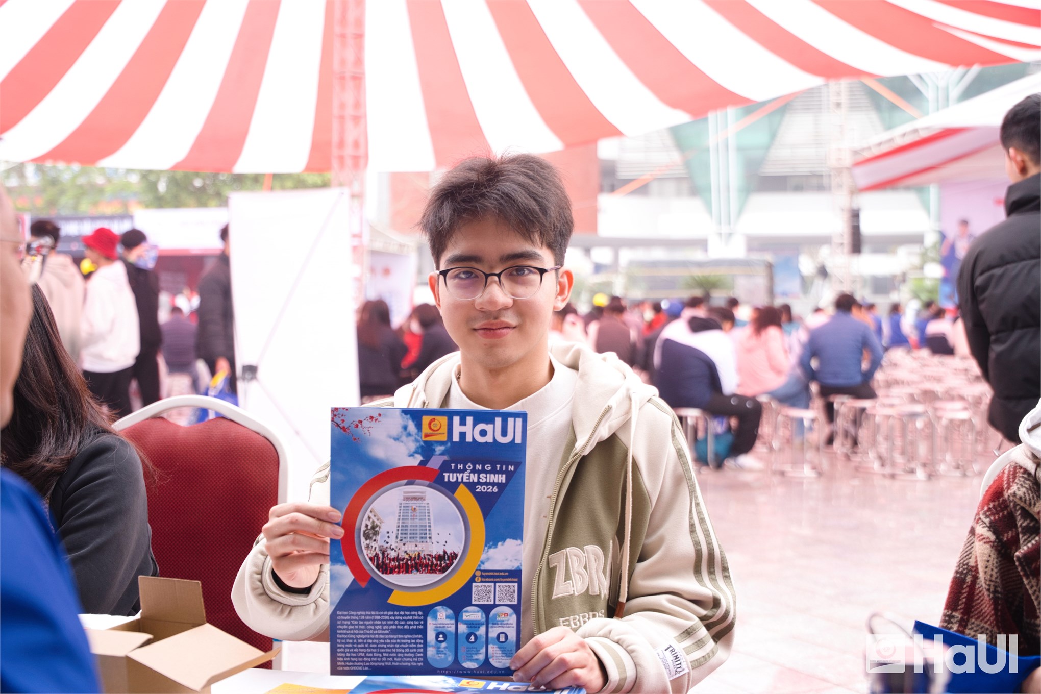 Đại học Công nghiệp Hà Nội tư vấn tuyển sinh – hướng nghiệp tại Phú Thọ và Ninh Bình