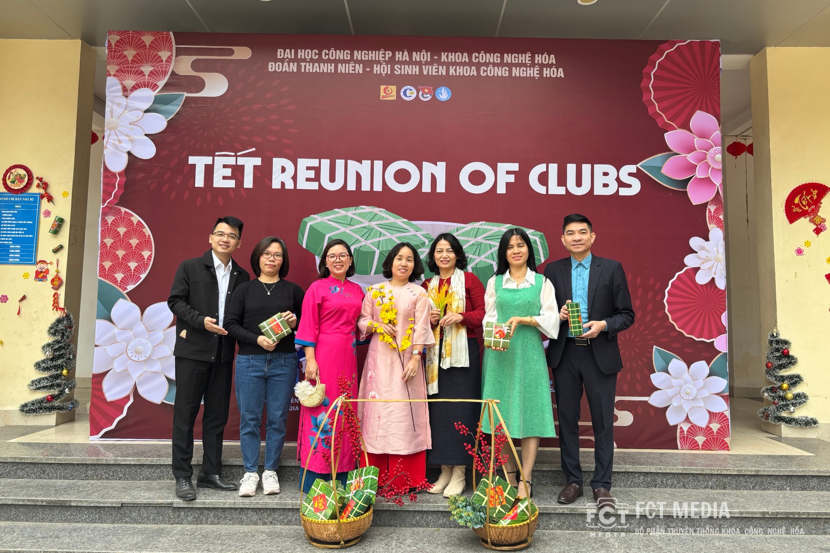 Vị thế mới, khí thế mới: Bản hòa ca Xuân ấm áp gõ cửa Đại học Công nghiệp Hà Nội