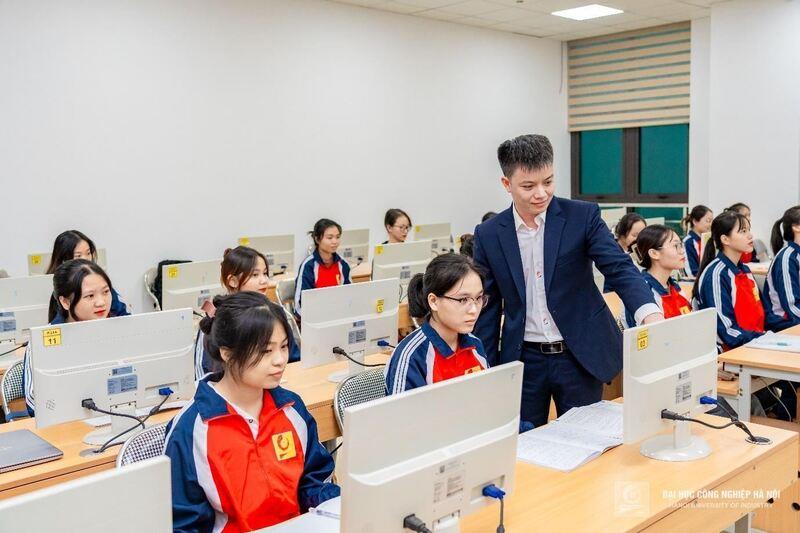 Đại học Công nghiệp Hà Nội tập trung nhiệm vụ đột phá thực hiện Nghị quyết Đại hội XIV