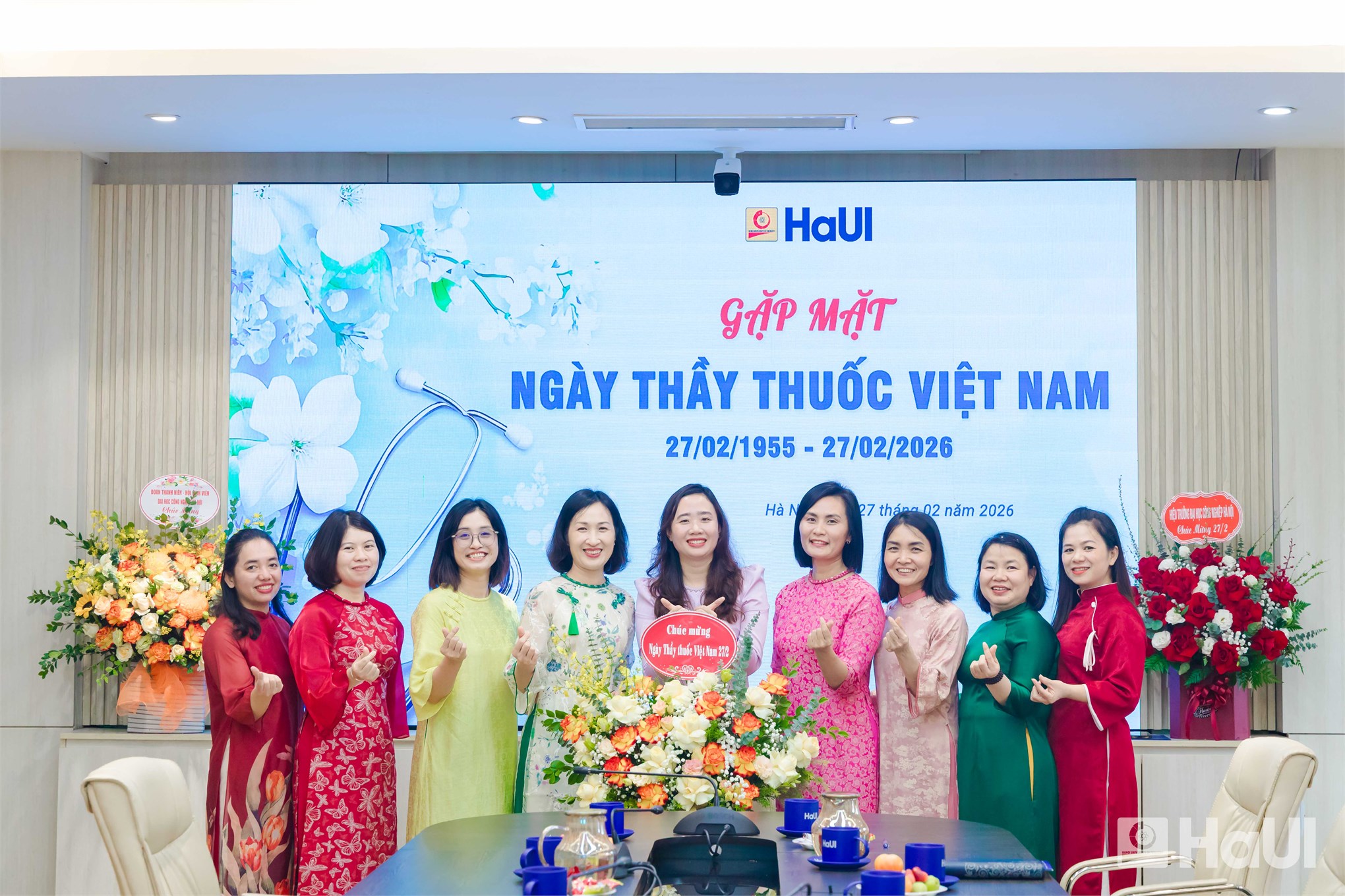 Tôn vinh đội ngũ y bác sĩ tại Đại học Công nghiệp Hà Nội