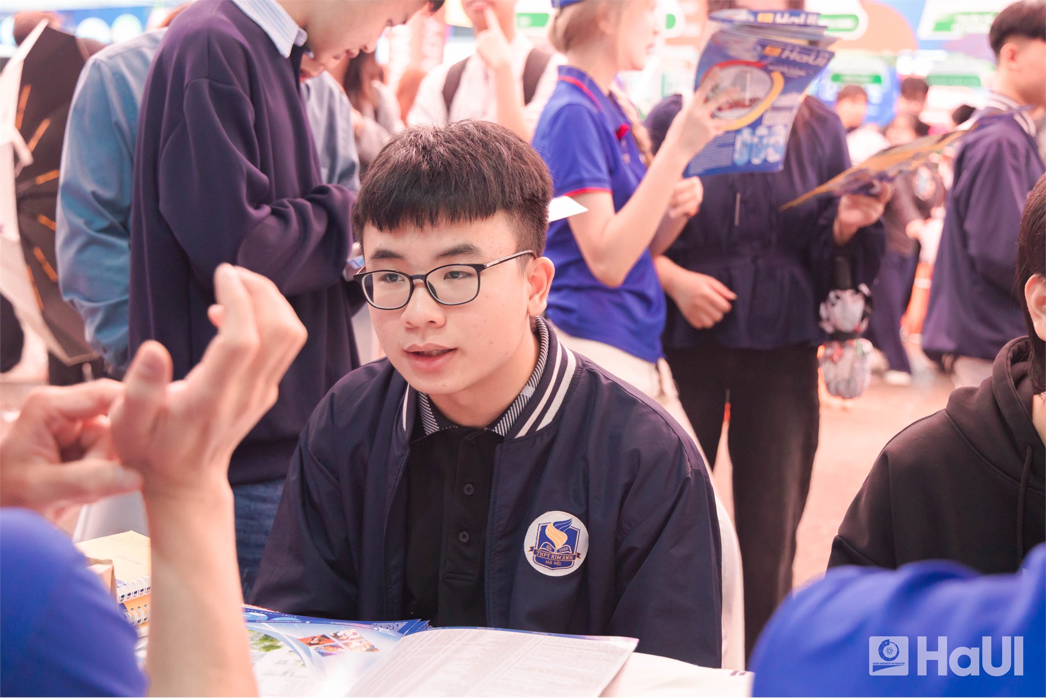 Đại học Công nghiệp Hà Nội chinh phục sĩ tử Thủ đô tại Ngày hội tư vấn tuyển sinh 2026