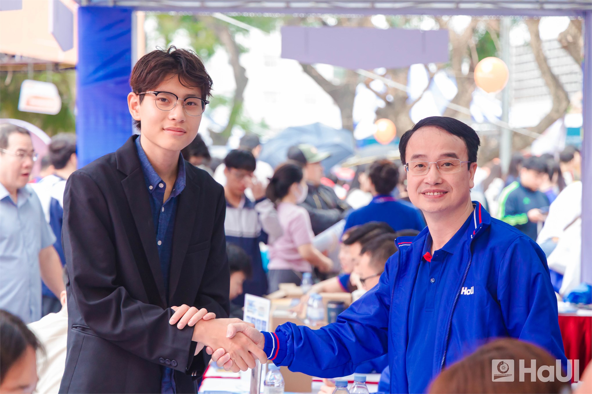 Đại học Công nghiệp Hà Nội chinh phục sĩ tử Thủ đô tại Ngày hội tư vấn tuyển sinh 2026