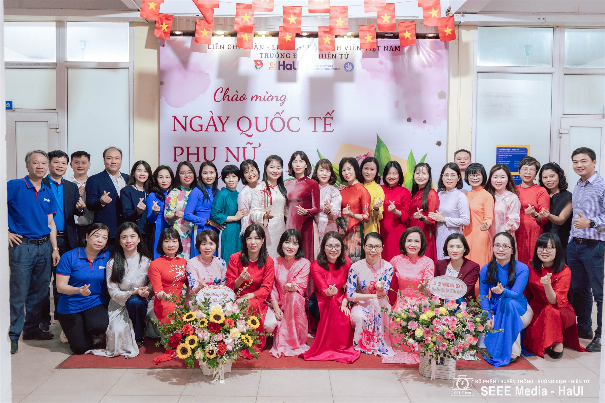 Khúc giao mùa tháng 3 - Sắc áo dài rực rỡ HaUI